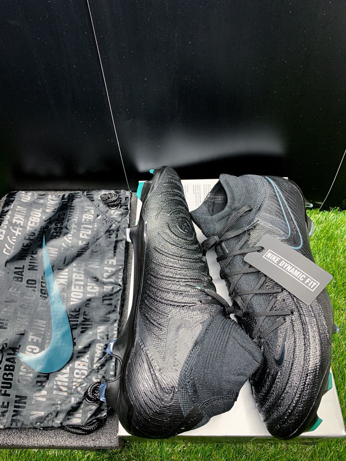 Nike Nike Phantom Luna 2 Elite Size US 11 / EU 44 - 1 Thumbnail