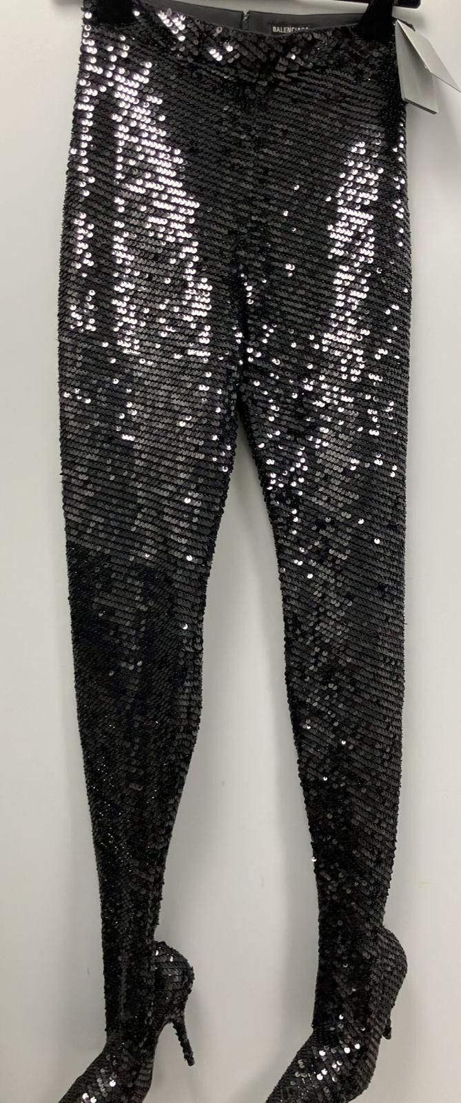 o1la1rc1a0425 Embroidered Pantaleggings in Black