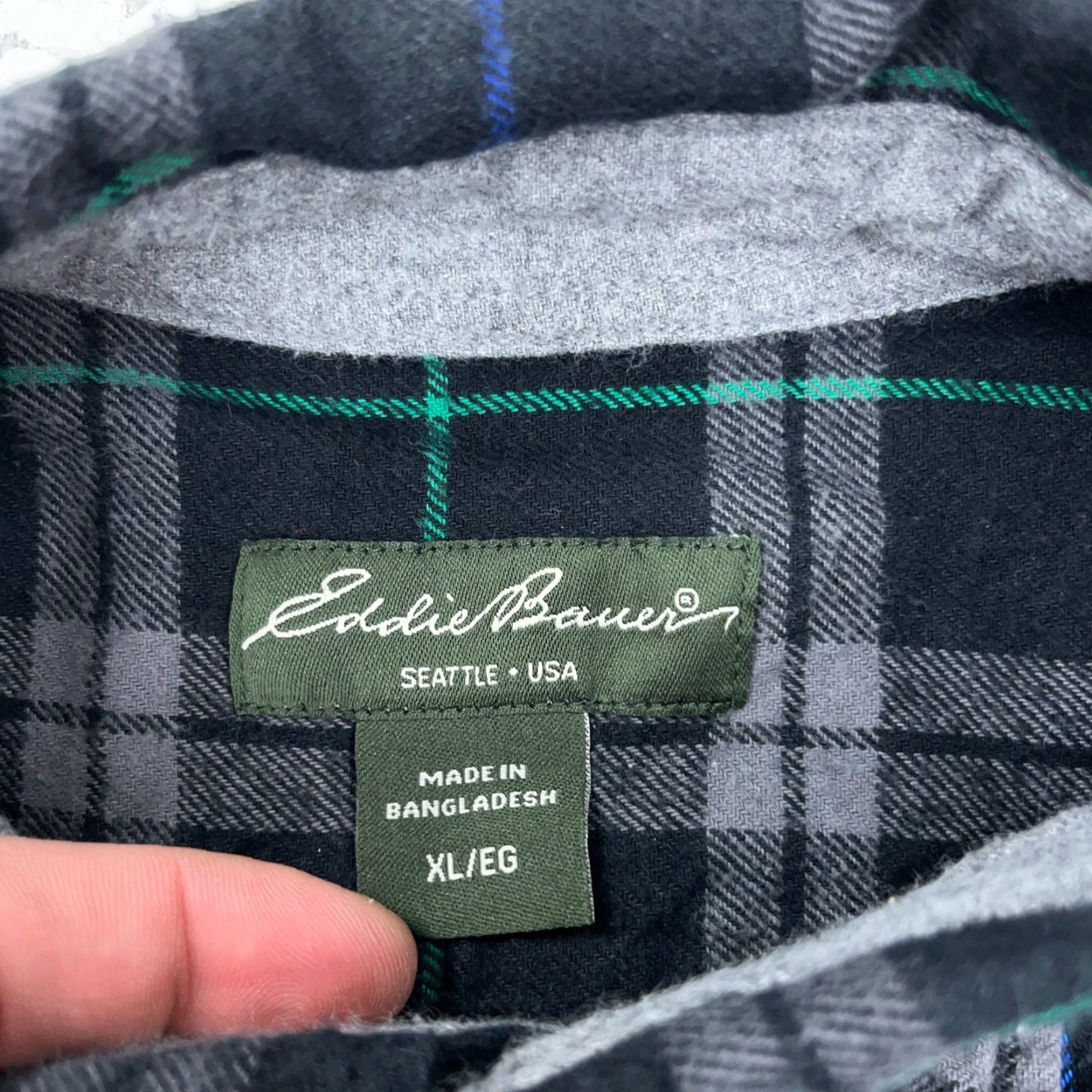 Eddie Bauer Eddie Bauer Button-Up Shirt Men XL Black Plaid Flannel Casual Shirt Size US XL / EU 56 / 4 - 4 Thumbnail