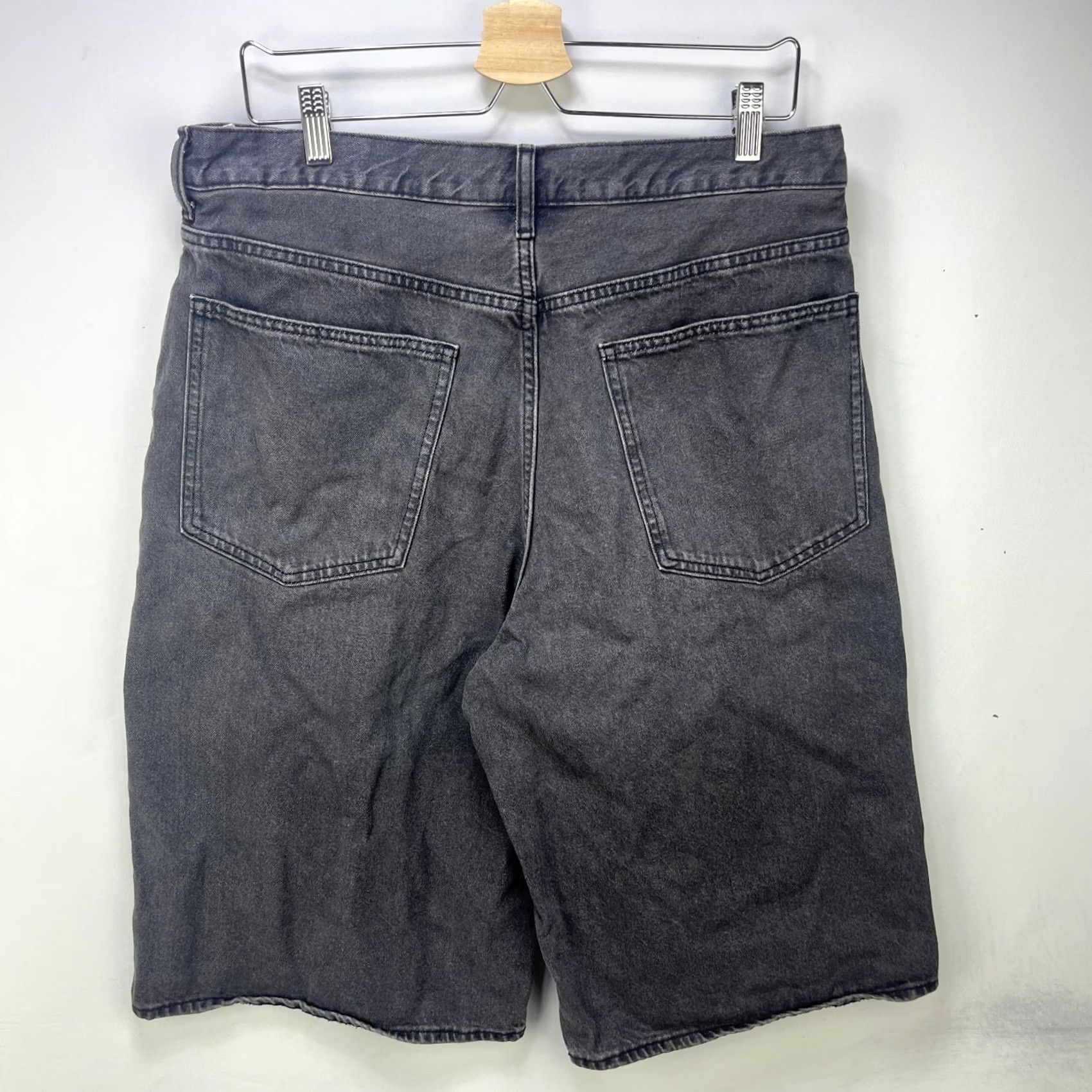 Uniqlo VINTAGE GU Washed Black Denim Baggy Skate Jean Shorts 34 Uniqlo Mens Size US 34 / EU 50 - 2 Thumbnail