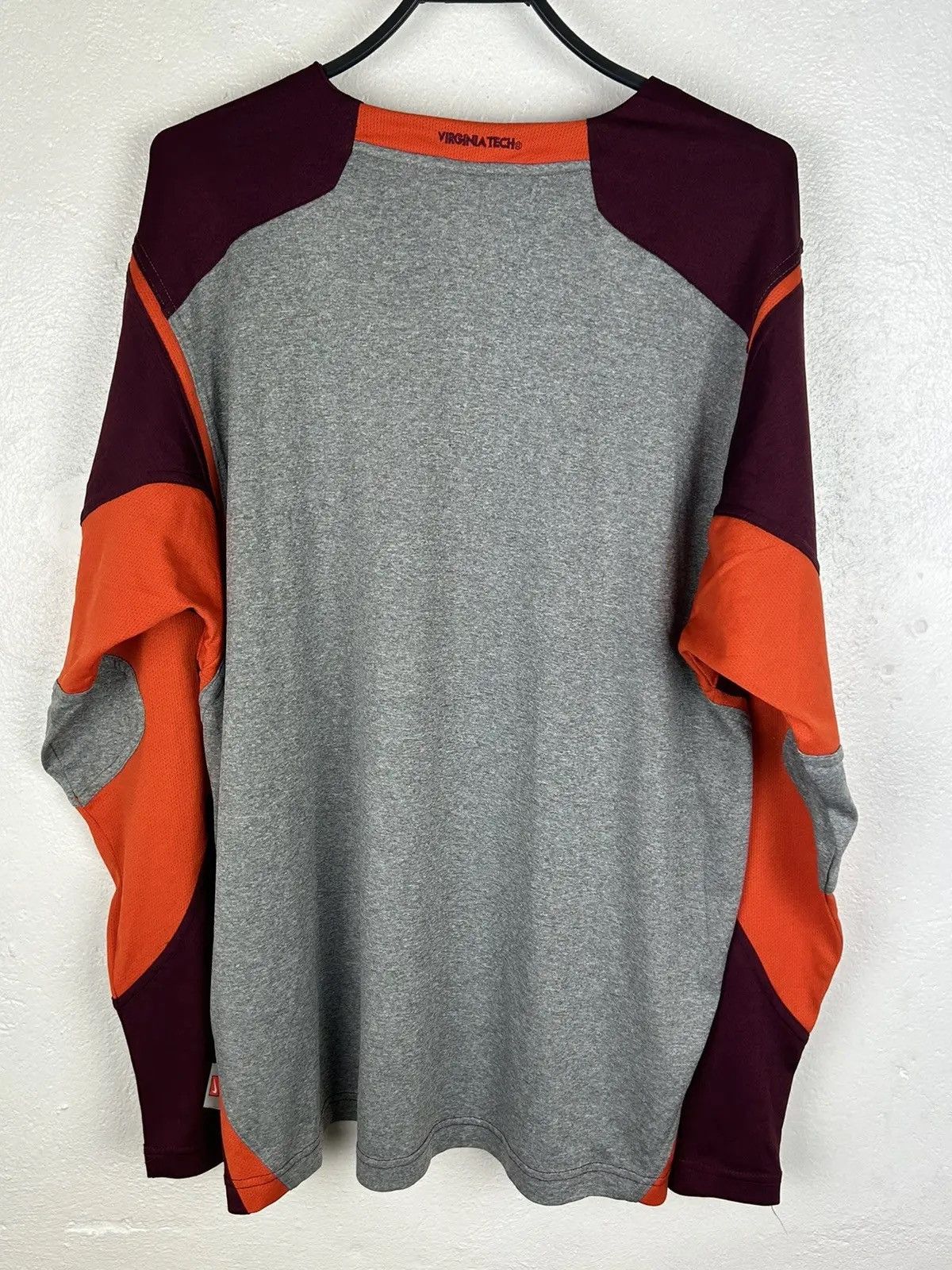 NFL 00s Vintage Nike Virginia Tech VT Sportswear Long Sleeve Size US S / EU 44-46 / 1 - 8 Thumbnail