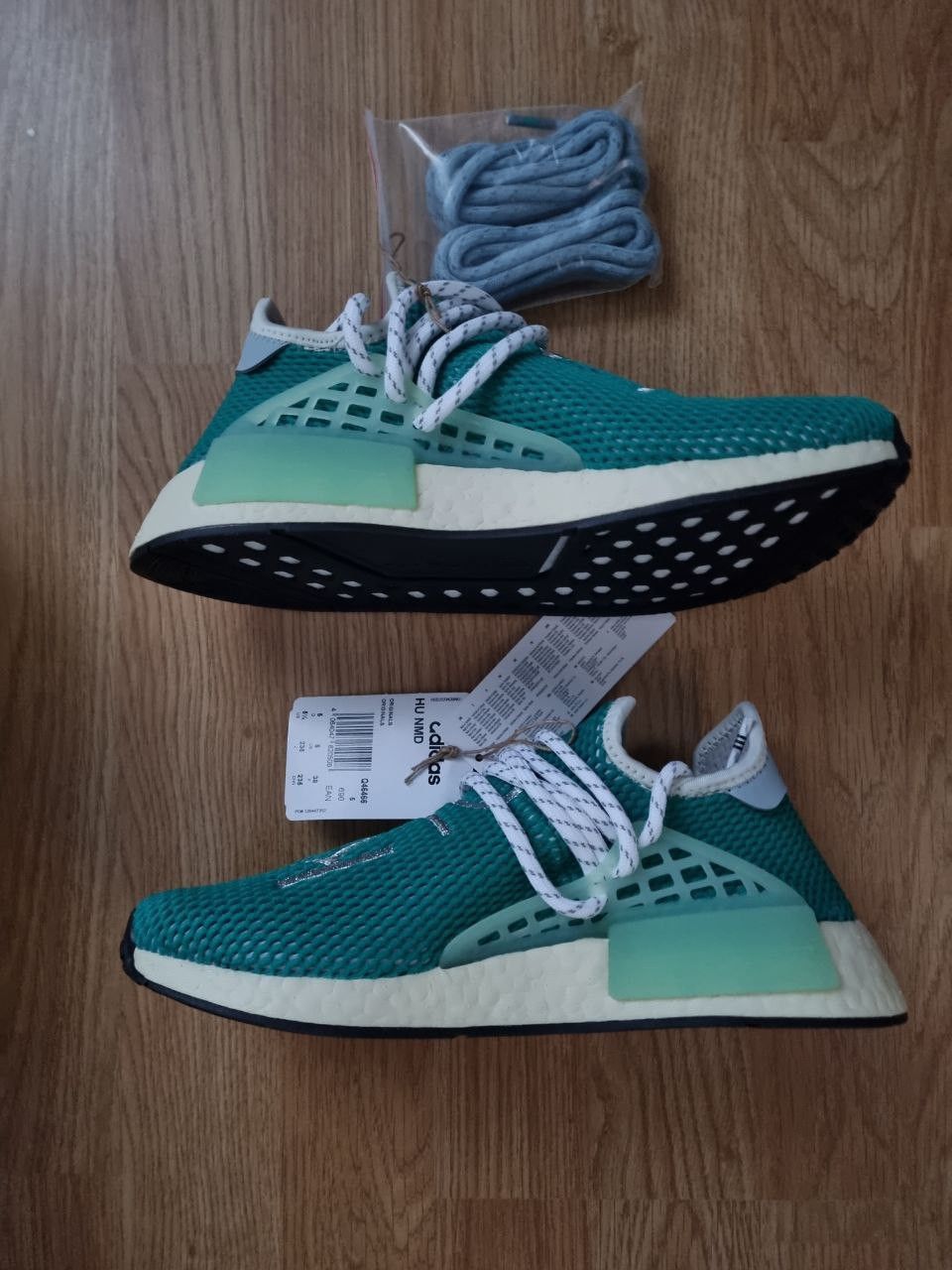 Adidas adidas NMD Hu Pharrell Dash Green Size US 5.5 / EU 38 - 3 Thumbnail