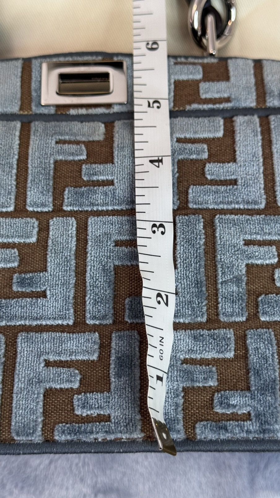 Fendi Fendi PEKaBOO ISeeU Petite Velluto Jaquard FF/VIT.GRACE Size ONE SIZE - 9 Thumbnail