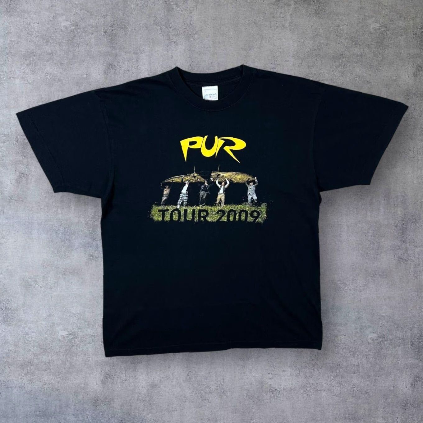 Vintage Pur “Tour 2009” Graphic Spellout German Pop Rock Band Black T-Shirt Medium Shirt Mens M Black Size US M / EU 48-50 / 2 - 2 Thumbnail