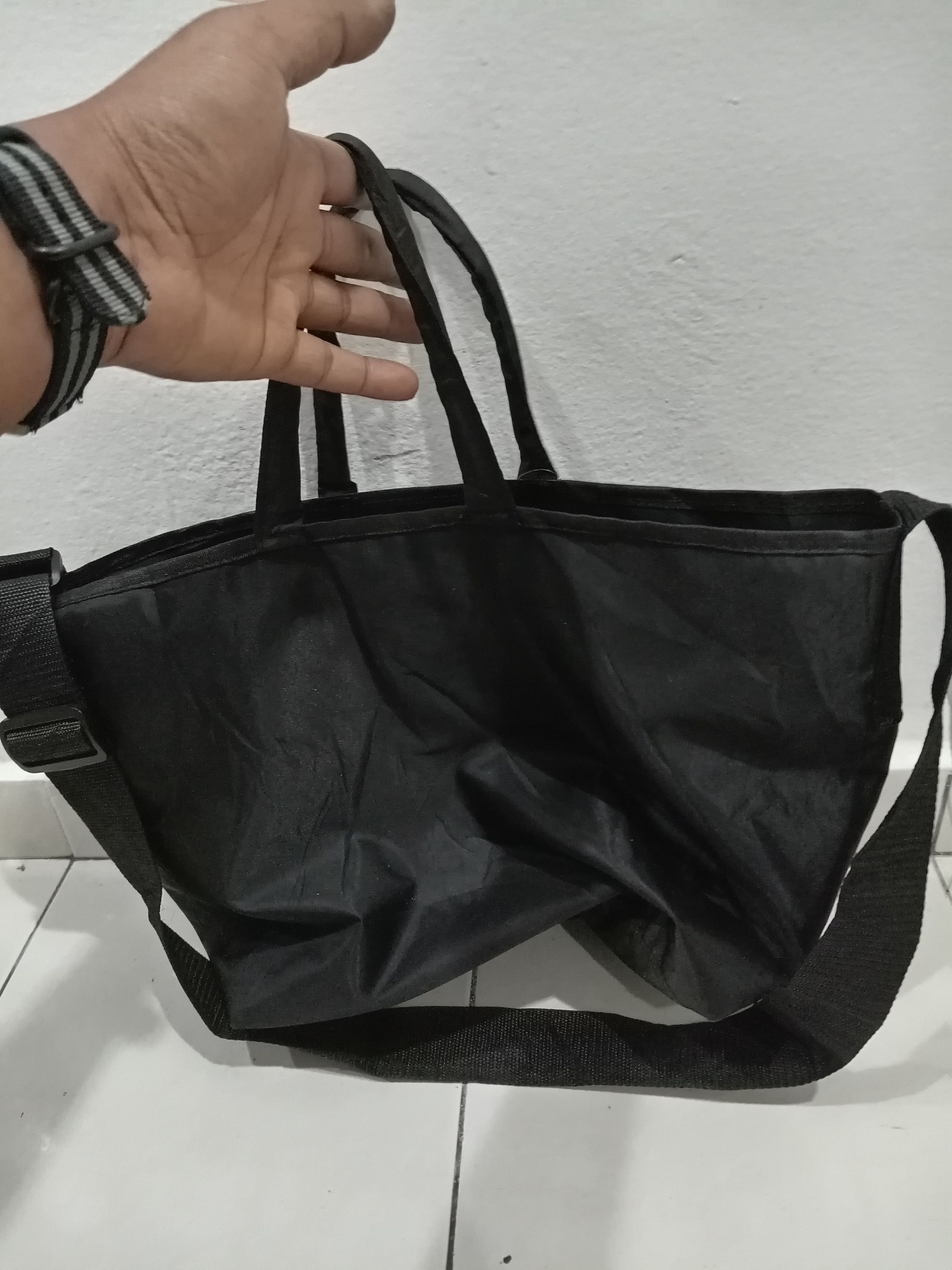 Japanese Brand × Journal Standard JOURNAL STANDARD BLACK SLING/CROSSBODY Size ONE SIZE - 4 Thumbnail