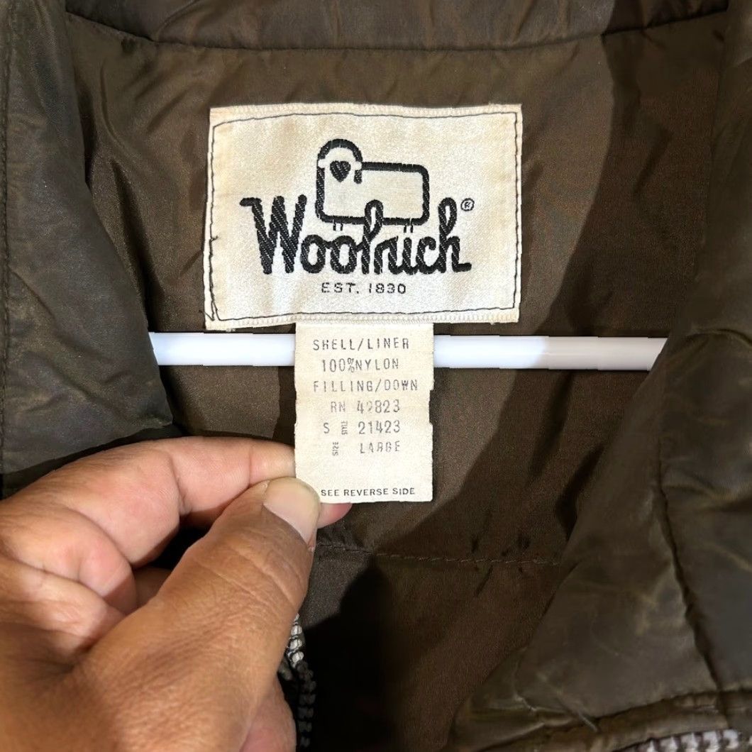 Vintage VINTAGE Woolrich Down Puffer Vest Brown Orange Reversible Nylon Zip Men's Large Vest Size US L / EU 52-54 / 3 - 2 Thumbnail