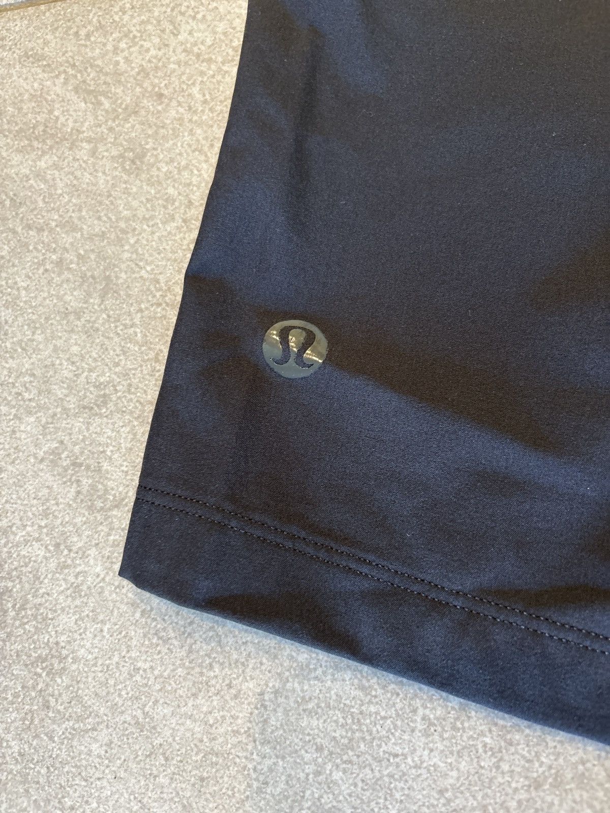 Lululemon Lululemon Shorts Black 5" Inseam Size US 30 / EU 46 - 2 Thumbnail