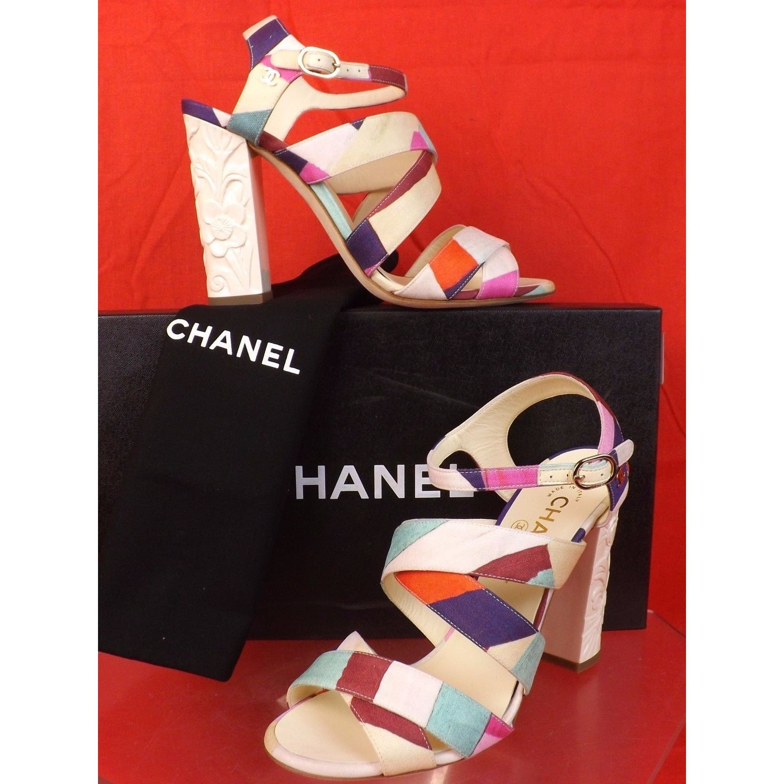 Chanel CHANEL MULTICOLOR CANVAS CC LOGO FLOWERS SANDALS PUMPS 38 Size US 8 / IT 38 - 3 Thumbnail