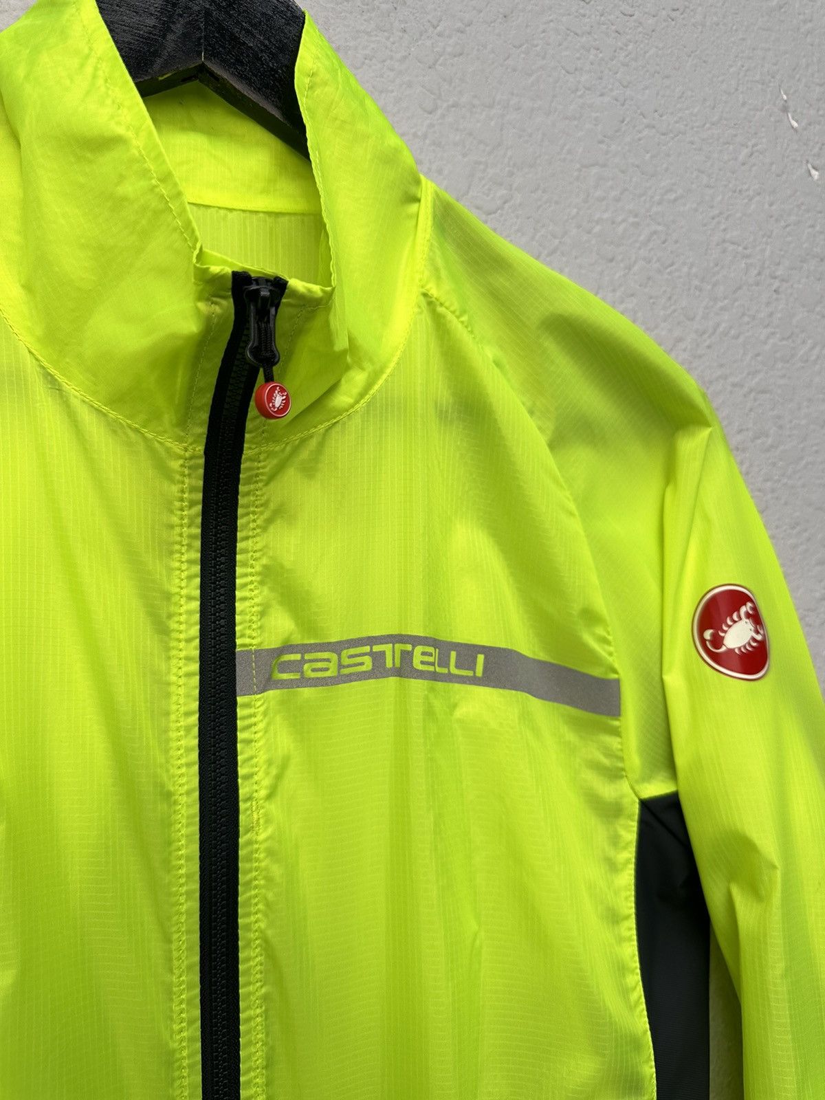 Rapha Bike Castelli cycling windbreaker jacket neon tech roadwear Size US S / EU 44-46 / 1 - 3 Thumbnail