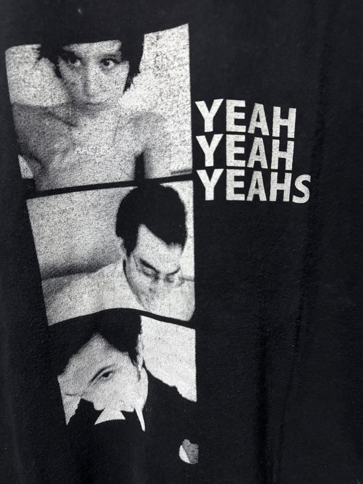 Band Tees "RARE" 00s YEAH YEAH YEAHS Vintage Band Tee Size US XL / EU 56 / 4 - 2 Thumbnail