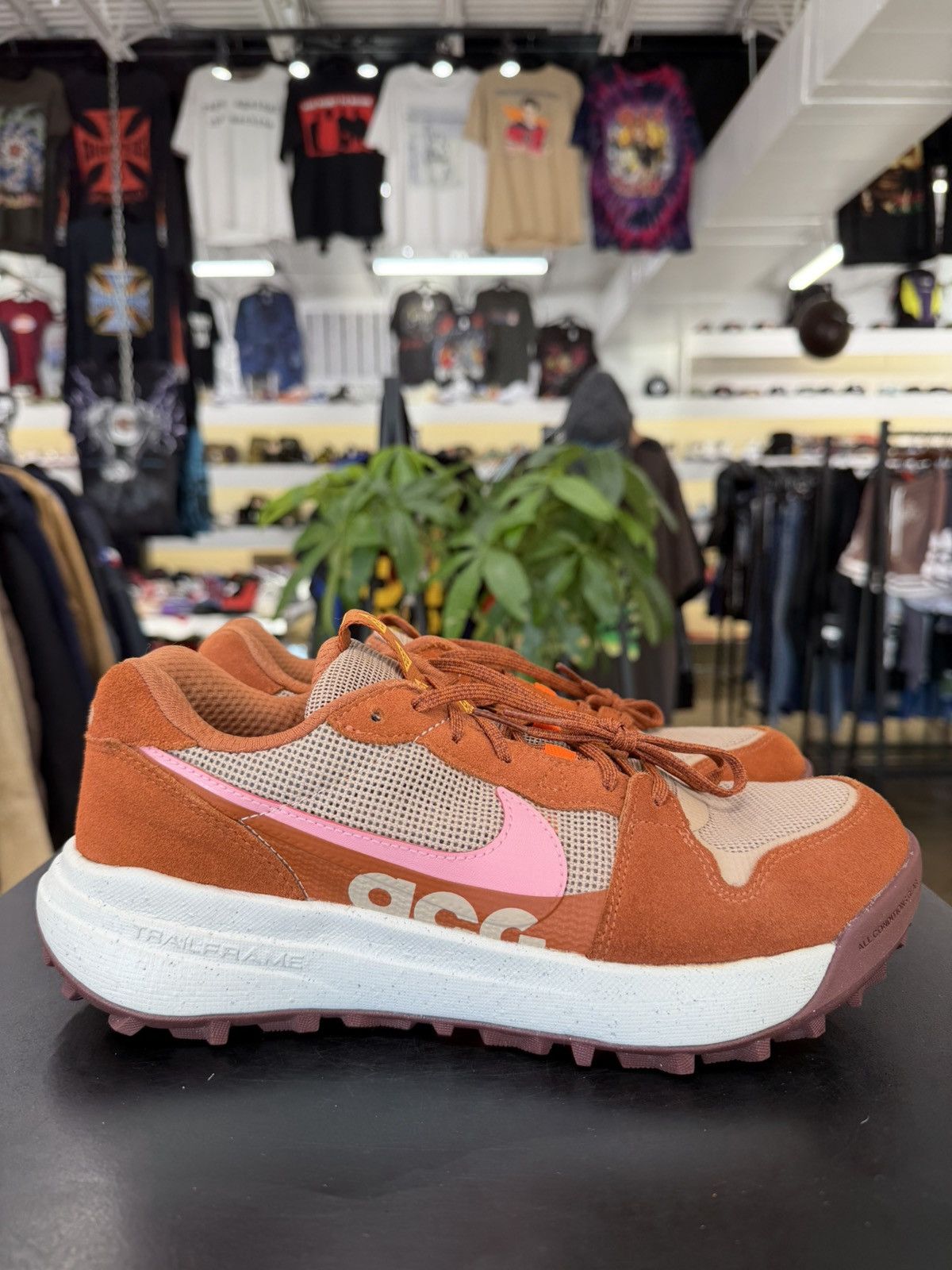 Nike Nike ACG Lowcate Bacon Size 9 Size US 9 / EU 42 - 6 Thumbnail