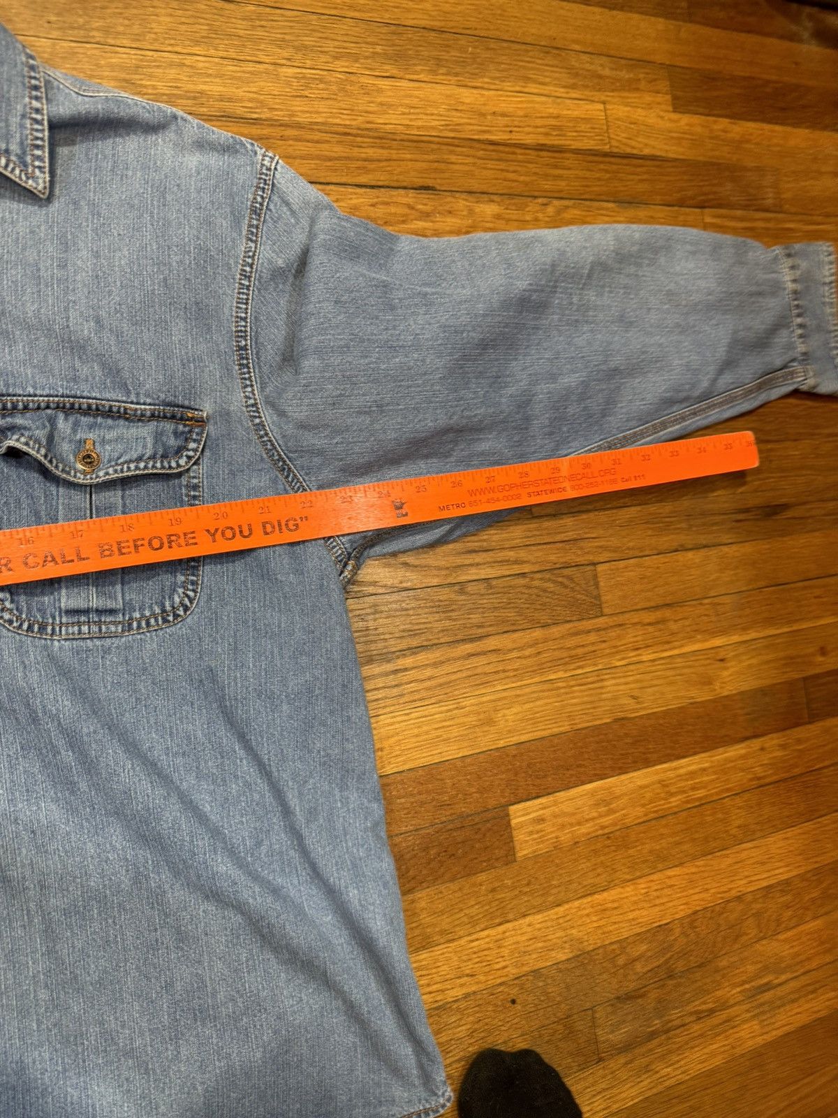 Levi's Vintage Levis Denim Shirt Size US L / EU 52-54 / 3 - 7 Thumbnail