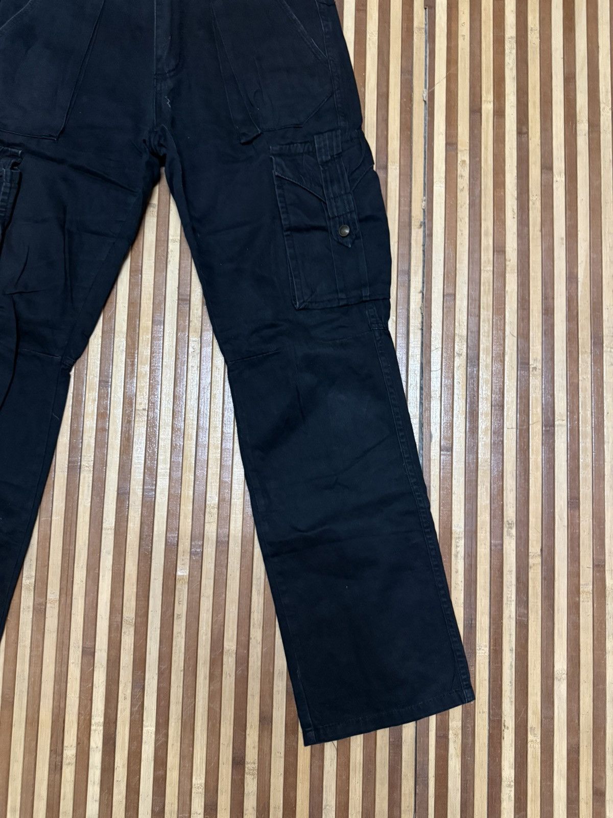 Japanese Brand Japanese Brand Cargo Pants Streetwear Multipocket W34X32 Size US 34 / EU 50 - 4 Thumbnail