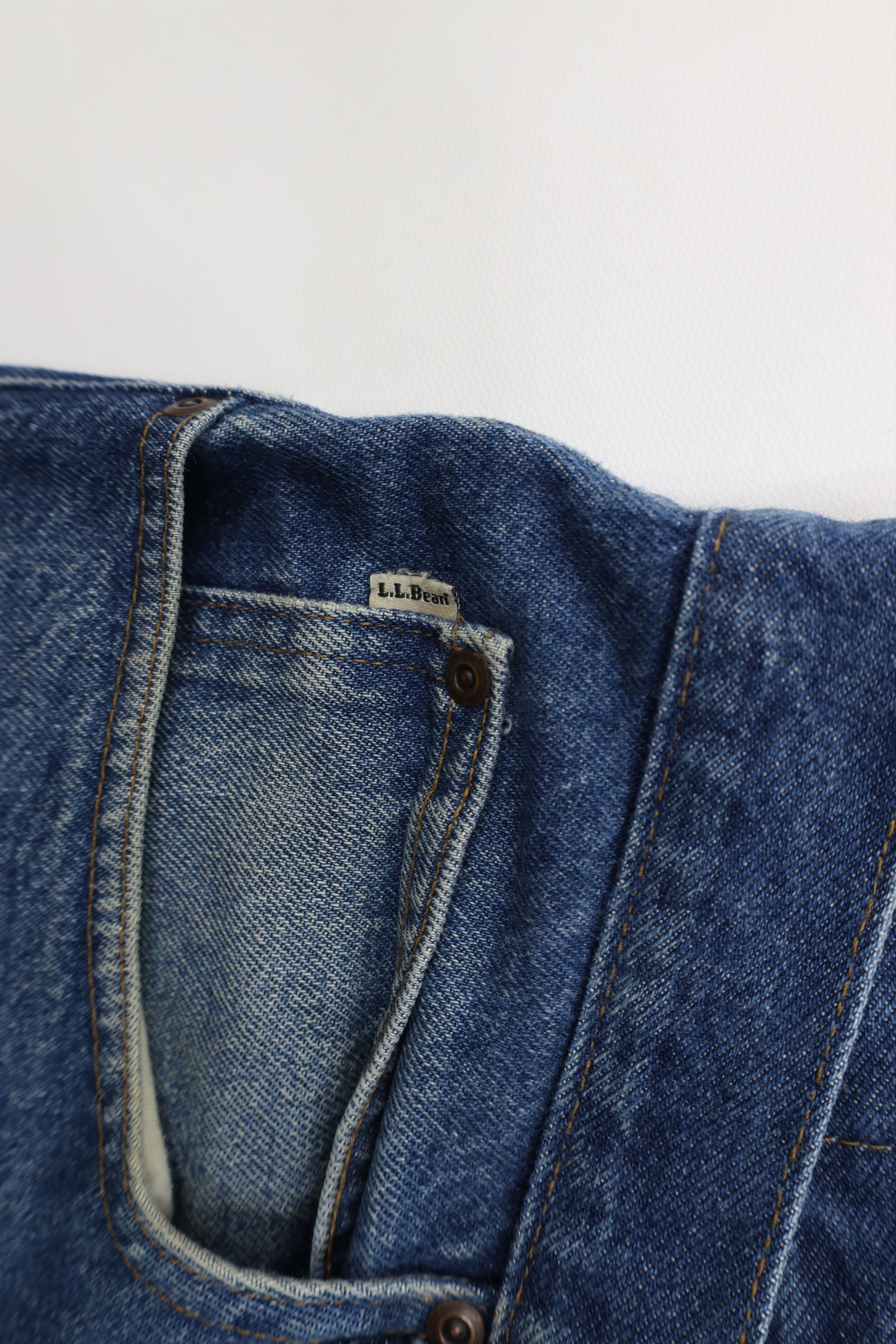 L.L. Bean Vintage Y2K LL Bean Relaxed Fit Denim Jeans Blue Cotton Size US 37 - 9 Thumbnail