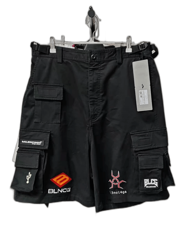 Balenciaga Balenciaga Gamer Embroidered Cargo Shorts Size US 44 / EU 60 - 1 Thumbnail