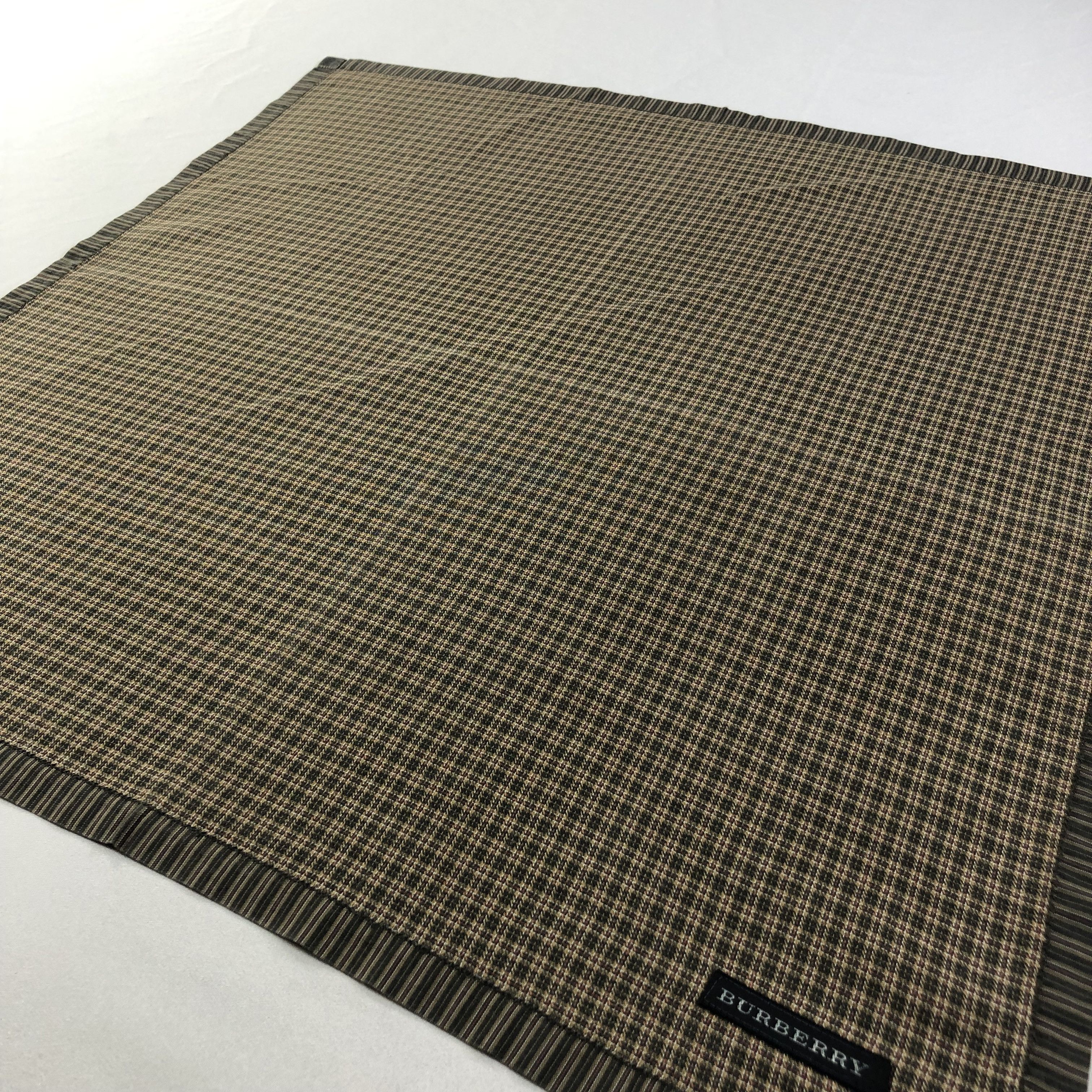 Burberry Burberry Handkerchief Neckerchief Bandana H1831 Size ONE SIZE - 3 Thumbnail