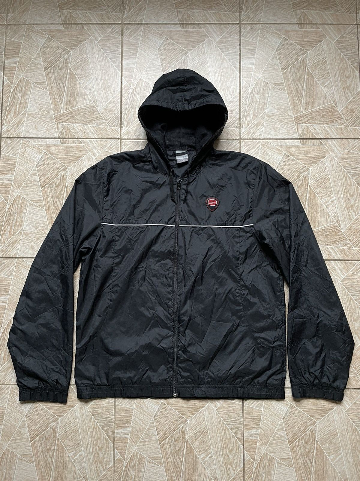 Nike × Vintage Vintage 2000s Nike Jacket Mens Windbreaker Swoosh Logo Black Size US M / EU 48-50 / 2 - 1 Thumbnail
