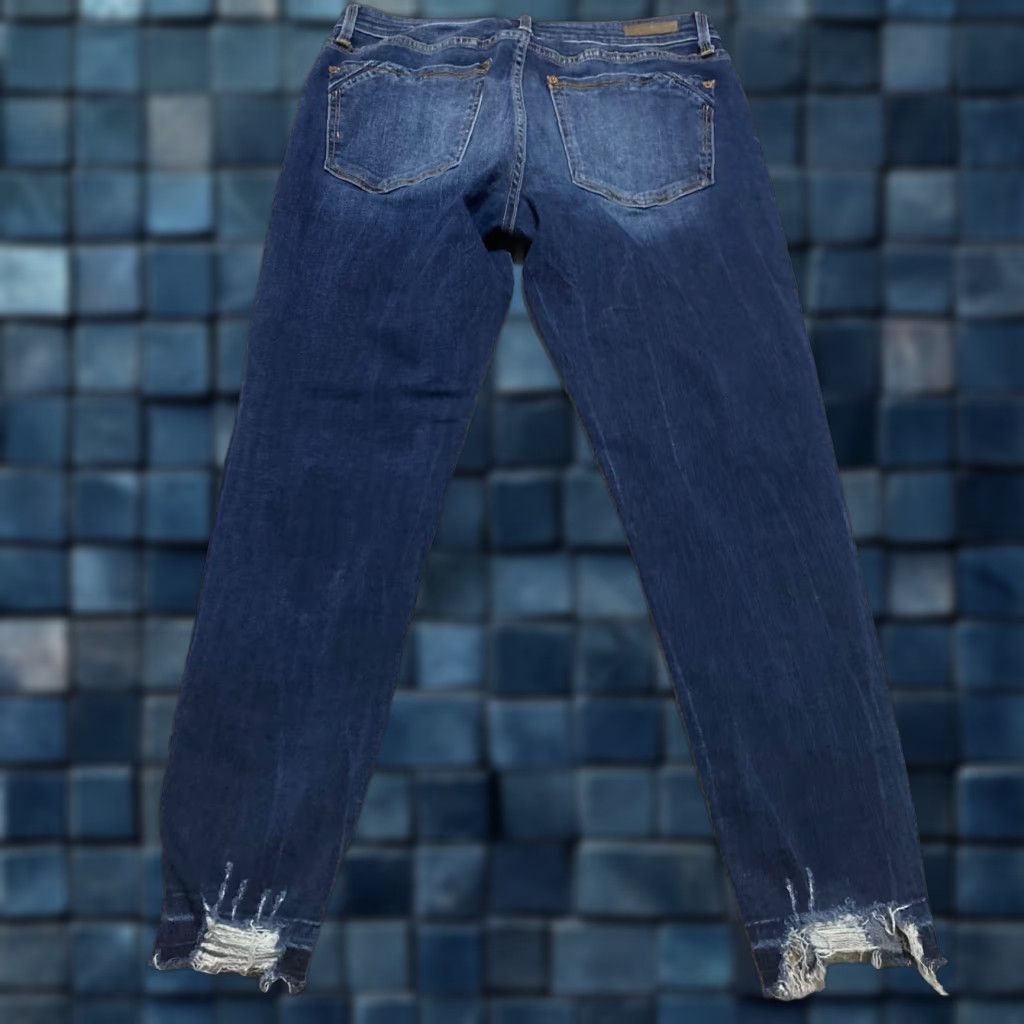 Buckle Black Buckle Black Jeans Buckle Black 29 Blue Denim Dark Wash Skinny Mid Rise 26 Inseam 5-Pocket Denim Denim Stretch Logo Regular Womens Size 29" - 1 Thumbnail