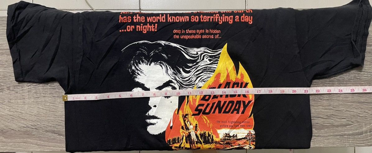 Hanes Vintage Black Sunday Horror Shirt Size US L / EU 52-54 / 3 - 5 Thumbnail