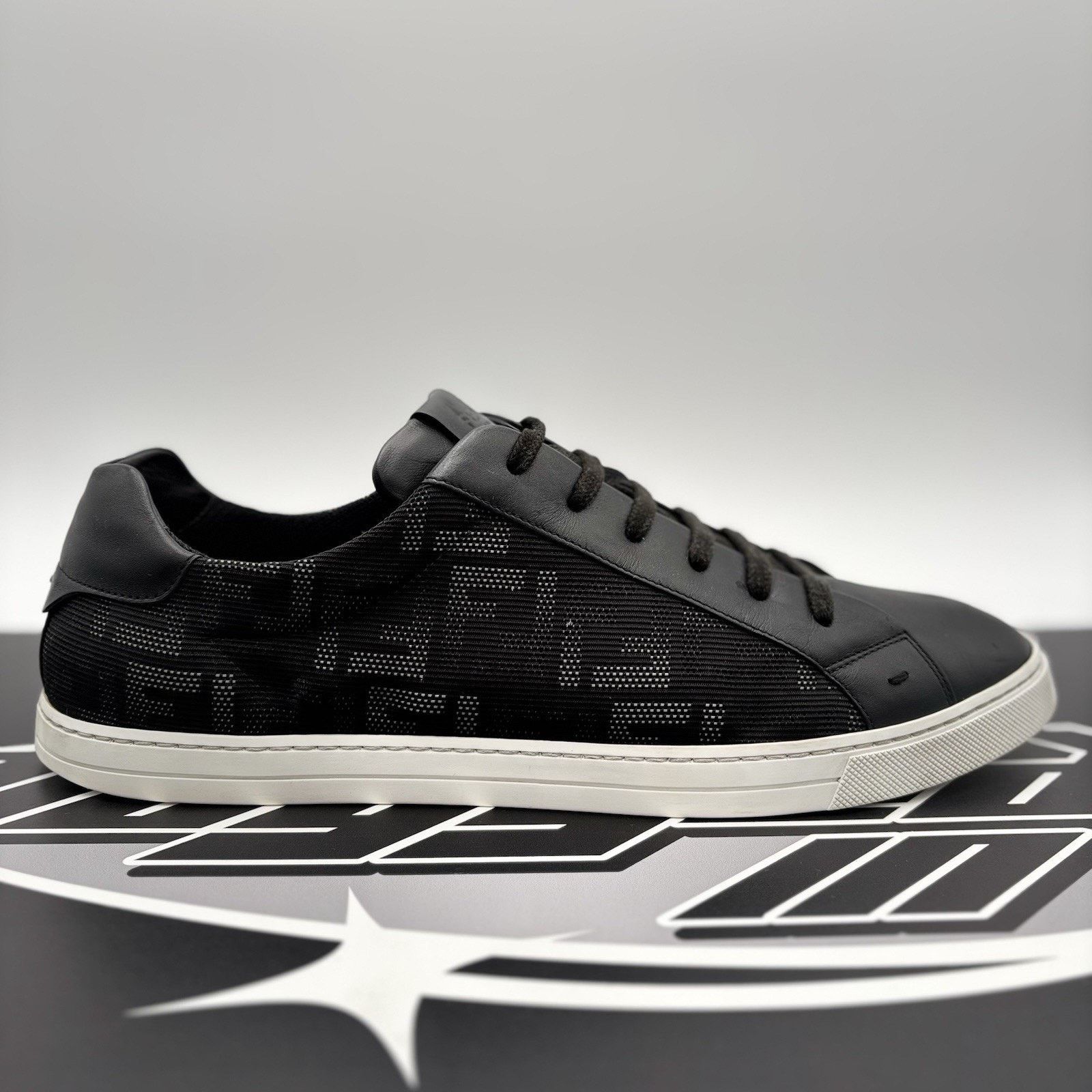 Fendi Fendi FF Flash Logo Low ‘ Monogram Black ‘ Size US 13 / EU 46 - 2 Thumbnail