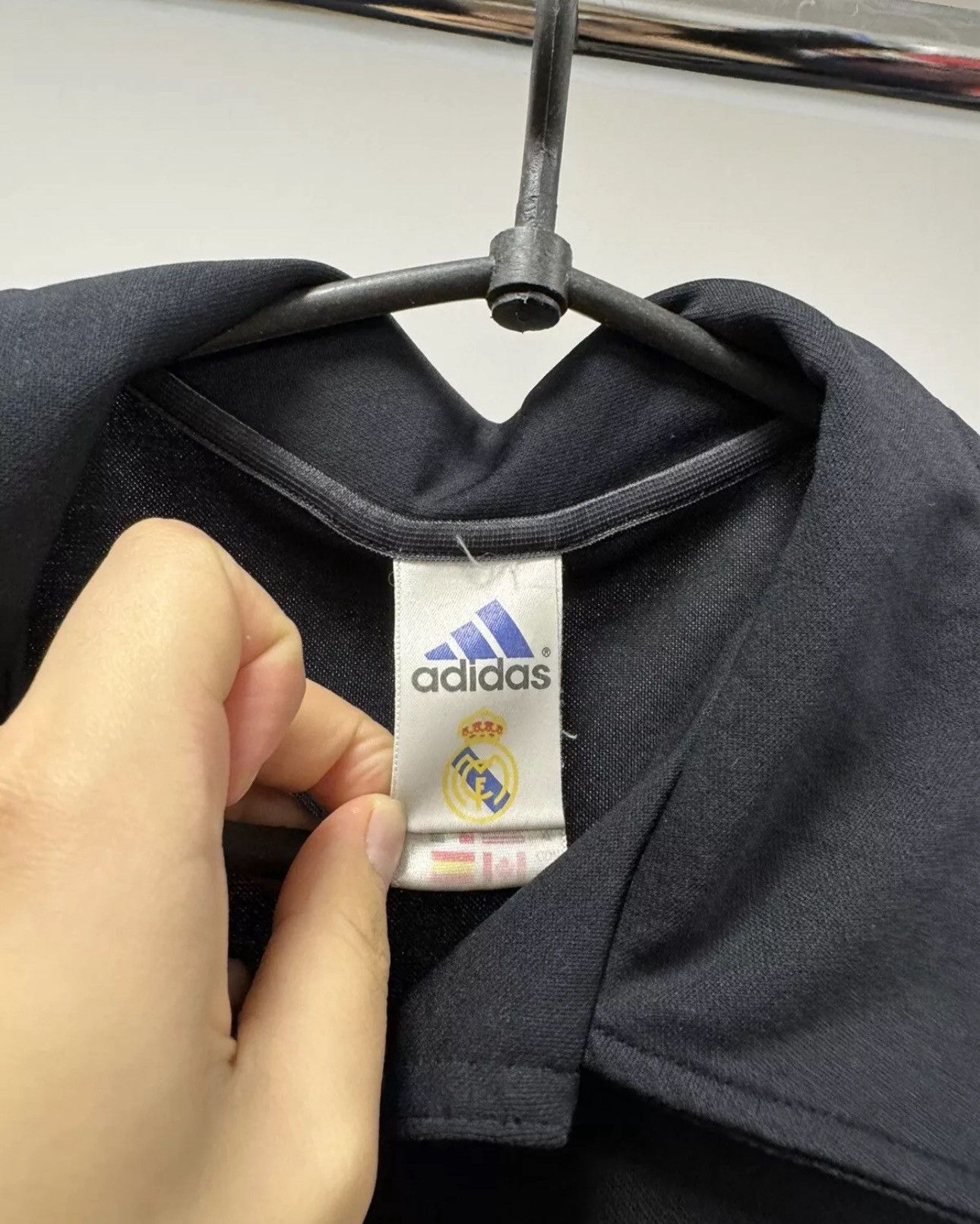 Vintage Rare Vintage Adidas Real Madrid Jersey Away 2001 Xl Size Size US XL / EU 56 / 4 - 5 Thumbnail