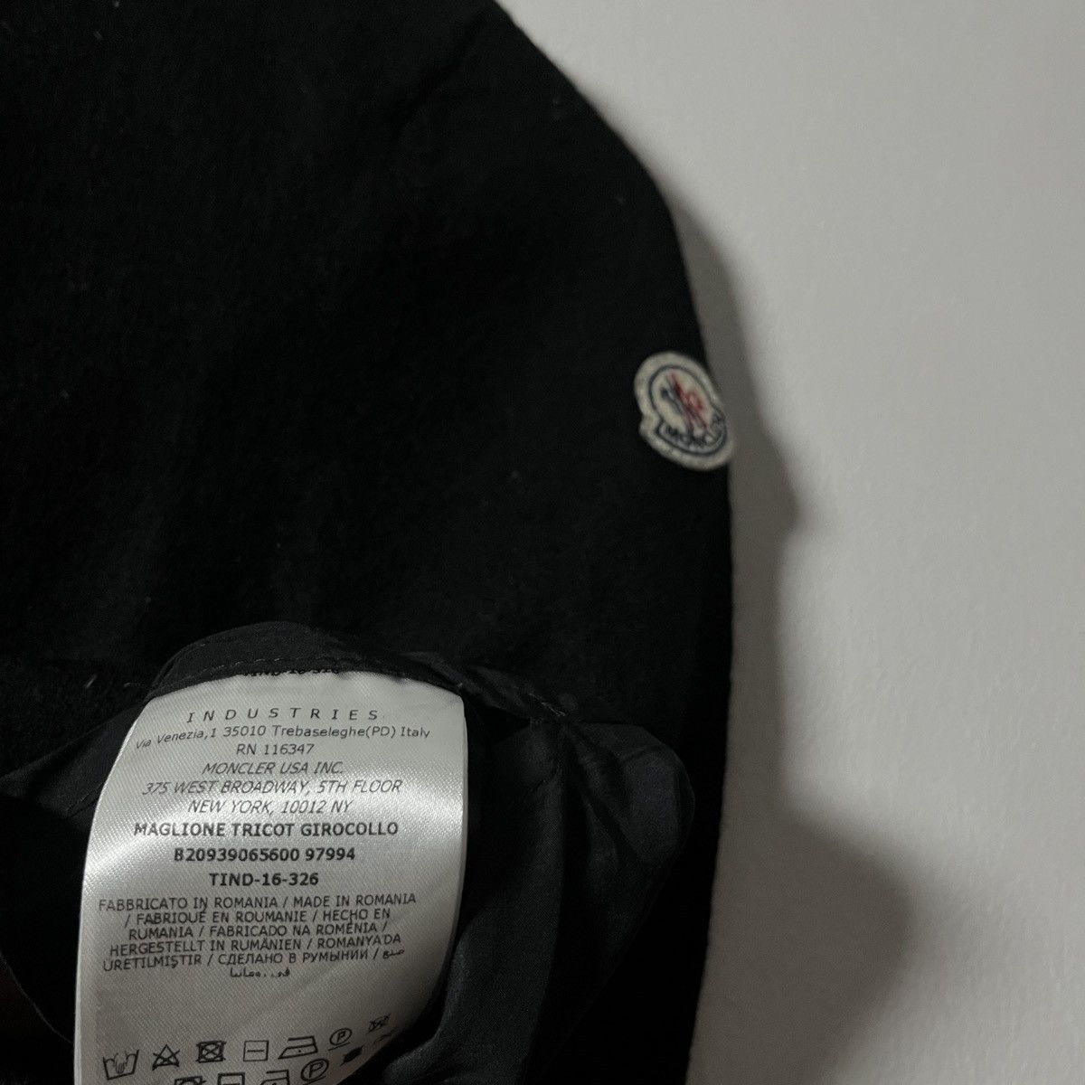 Moncler Moncler Maglion Tricot Girocollo Wool Nylon Sweater Size M / US 6-8 / IT 42-44 - 4 Thumbnail