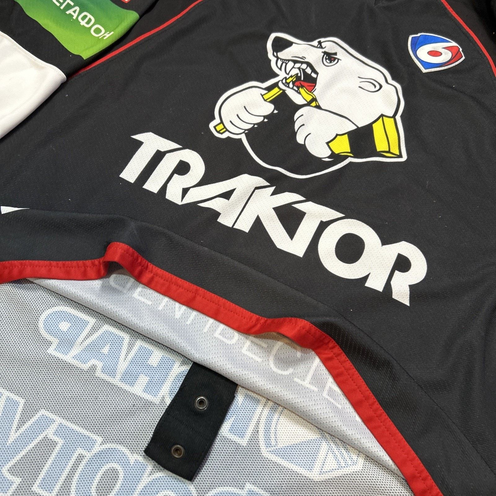 Other KHL Traktor Chelyabinsk Dimitri Kalinin Hockey Jersey 54 Size US XXL / EU 58 / 5 - 2 Thumbnail