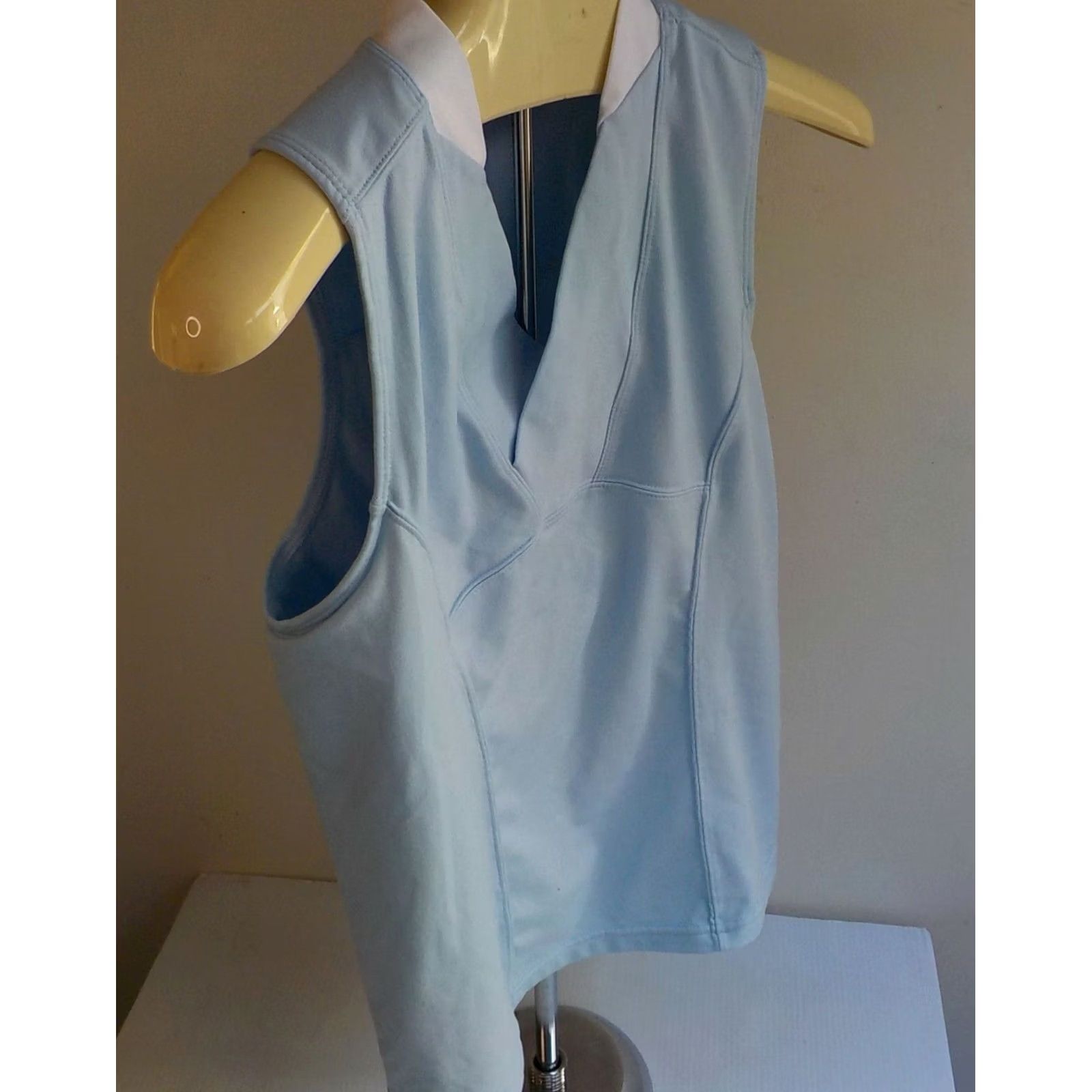 Nike Nike Fit Dry V-neck Women's Training Tank Top Light Blue/White M NEW WITH TAGS Size M / US 6-8 / IT 42-44 - 3 Thumbnail