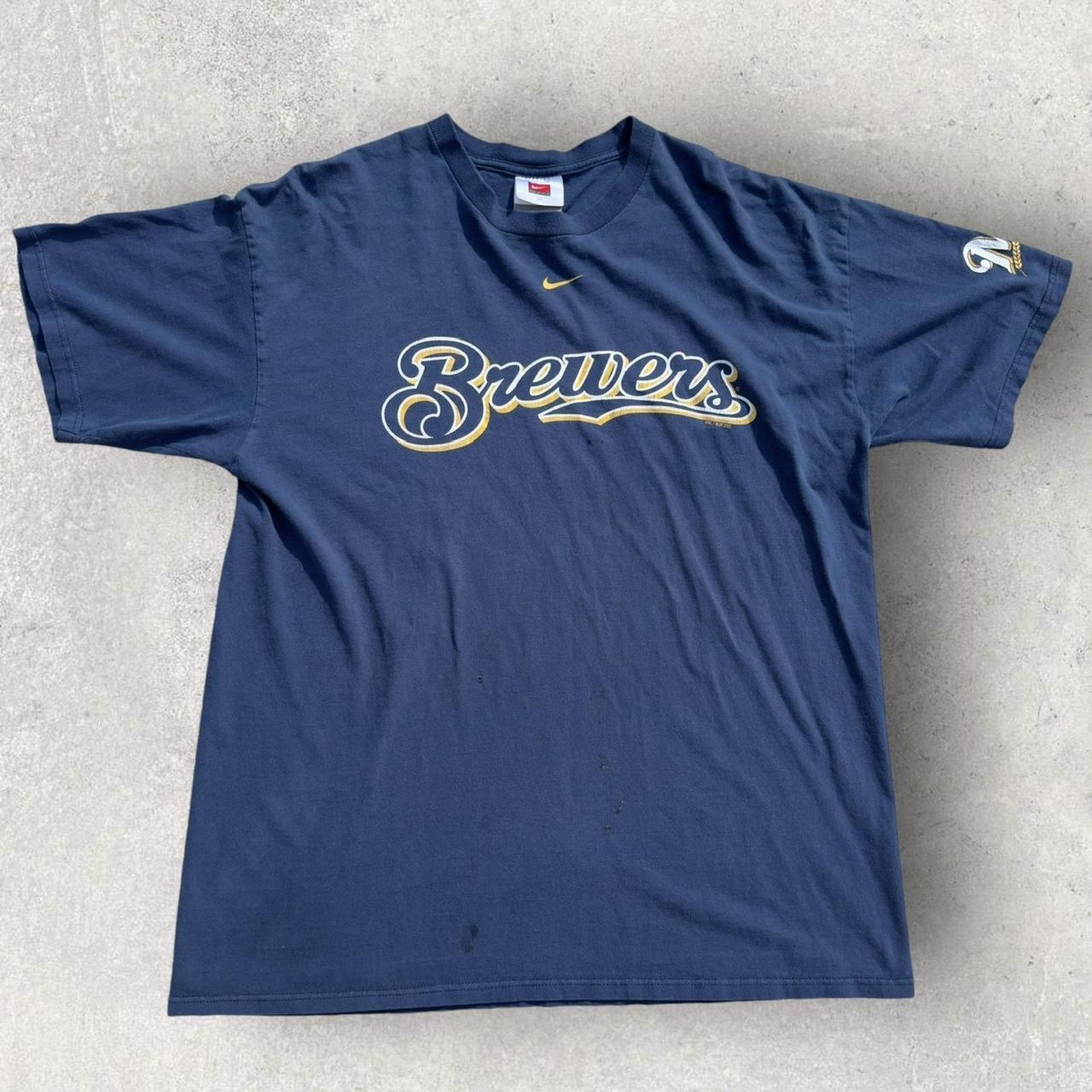 Nike 2005 Nike Center Swoosh Milwaukee Brewers Size US XL / EU 56 / 4 - 2 Thumbnail