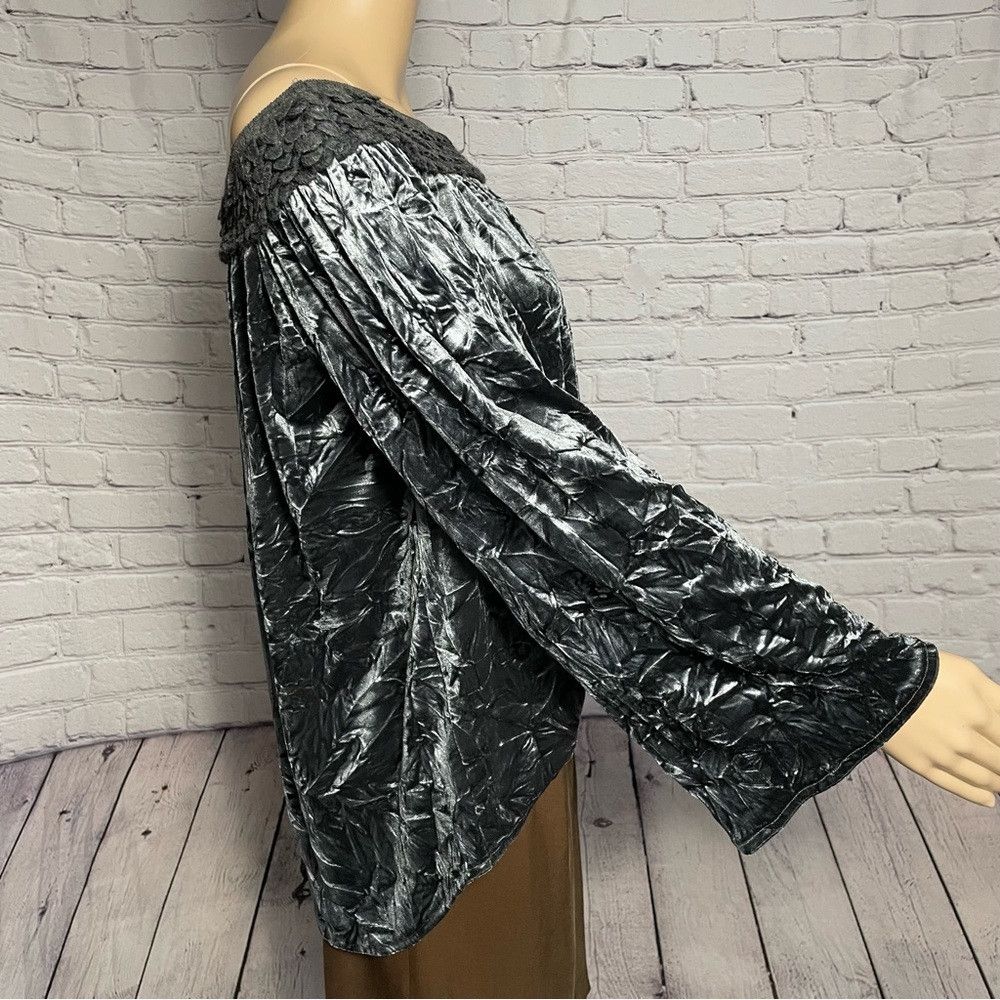 LOLA + SOPHIE Lola & Sophia Off The Shoulder Crushed Velvet Grey Top Size Size M / US 6-8 / IT 42-44 - 3 Thumbnail