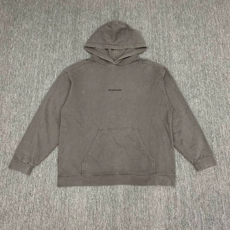 Balenciaga Balenciaga Gray front and back embroidered hoodie sweatshi Size US S / EU 44-46 / 1 - 1 Thumbnail