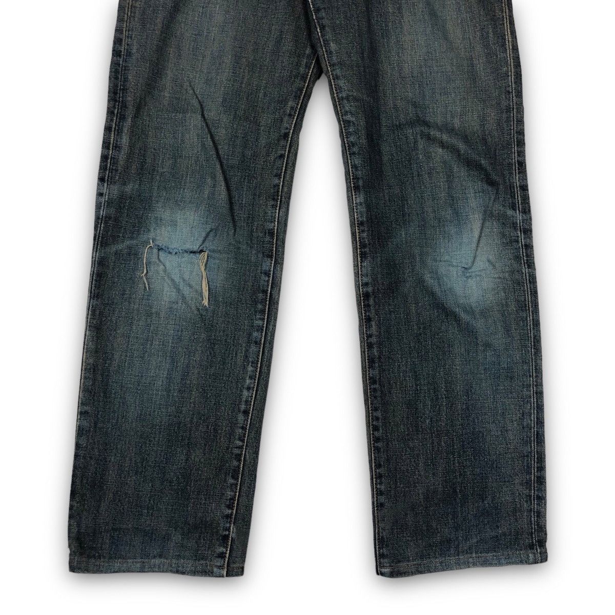 Wrangler Vintage Wrangler Distressed Denim Jeans Size US 31 - 7 Thumbnail