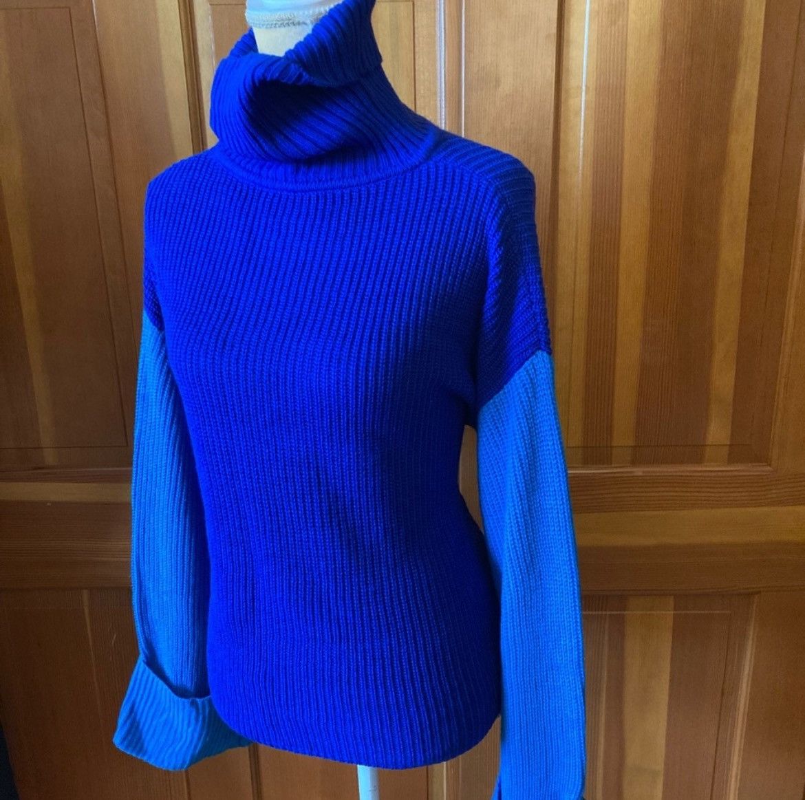 Designer × Other NWT, Lavishly Paris Women’s Turtleneck Rib Knit Sweater. Size S / US 4 / IT 40 - 8 Thumbnail