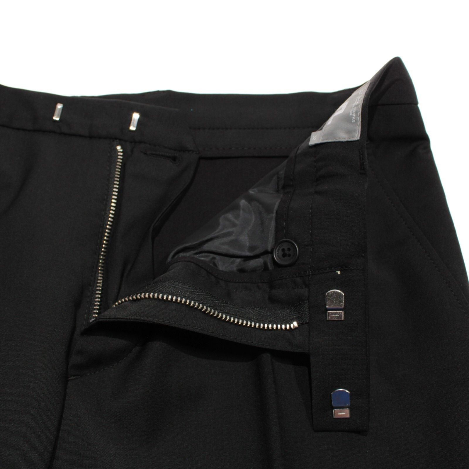 J.Lindeberg J.Lindeberg New with tags Athletic Size 32 US In Black Size US 32 / EU 48 - 4 Thumbnail