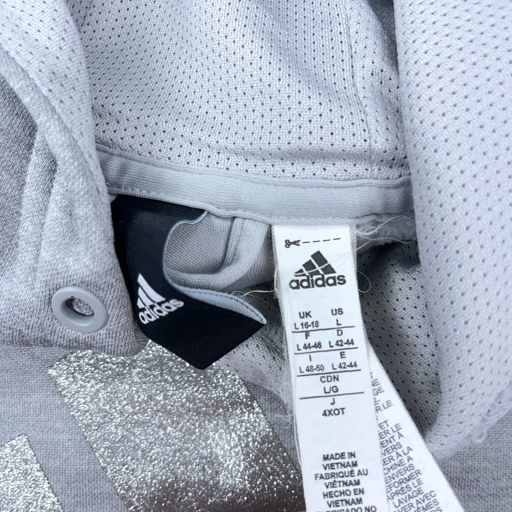 Adidas Adidas Hoodie Women Large Gray Sweatshirt Silver Glitter Logo Pullover Sweatshirt All Seasons Casual Size L / US 10 / IT 46 - 2 Thumbnail
