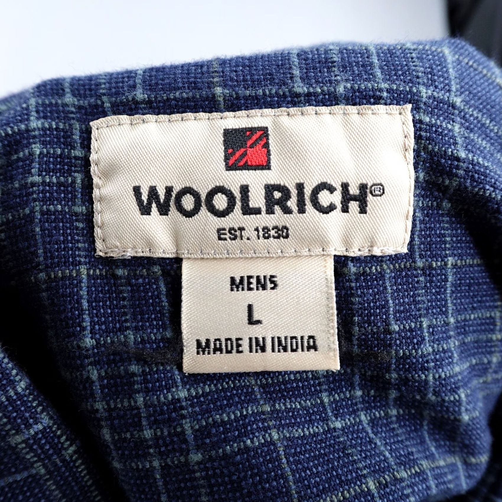 Vintage Woolrich Shirt Men Large Blue Plaid Textured Cotton Button-Up Field Outdoor Work Shirt Size US L / EU 52-54 / 3 - 7 Thumbnail