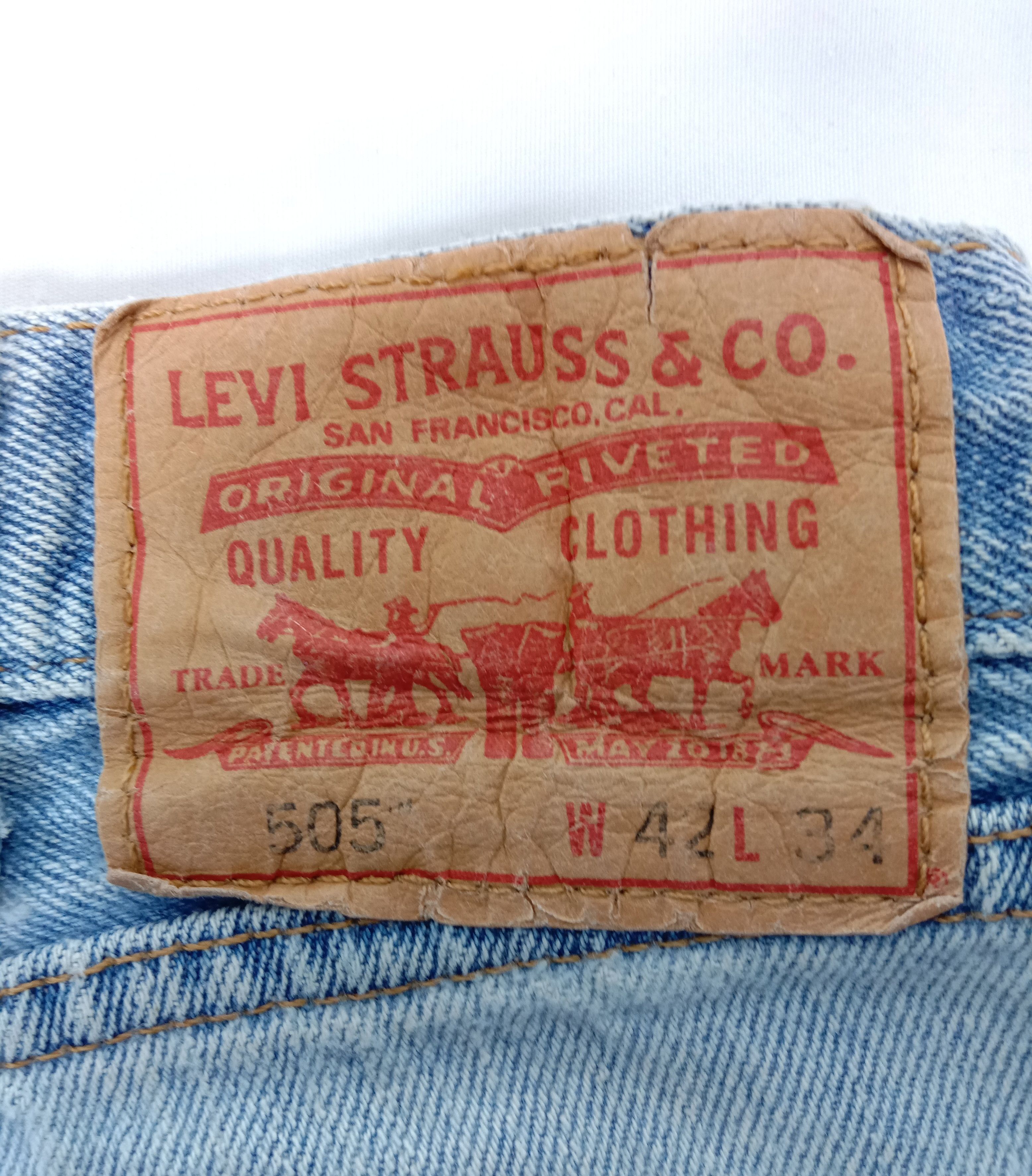 Levi's Vintage Levi's 505 Jeans Light Wash Regular Fit Denim Size US 42 / EU 58 - 16 Thumbnail