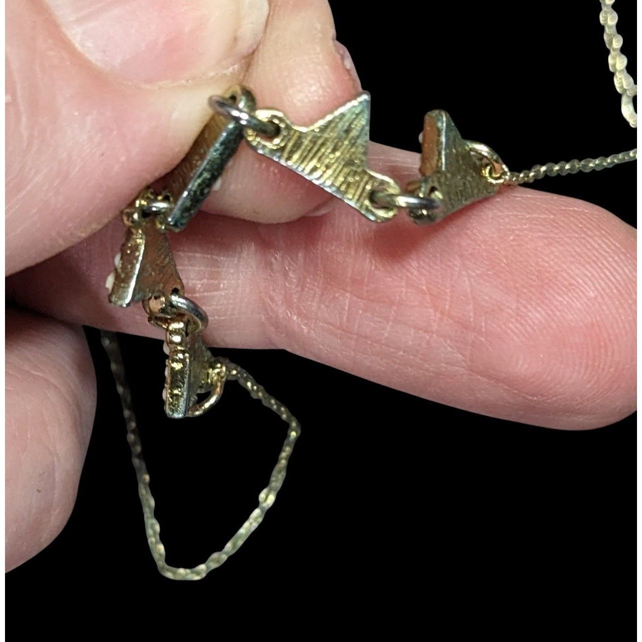Other Dainty Five Triangle Pendant Necklace With Cream Beaded Acce Size ONE SIZE - 4 Thumbnail