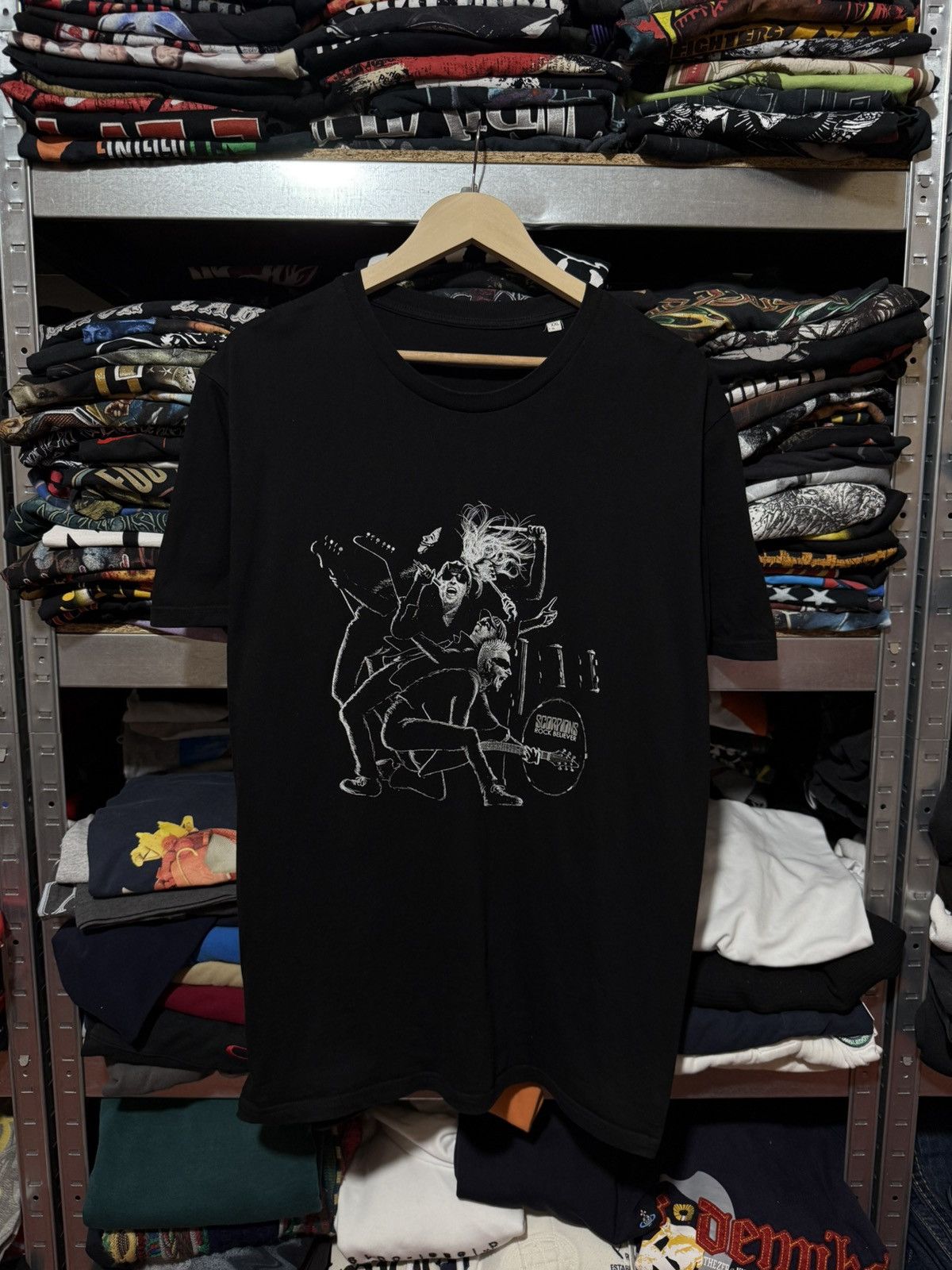 Band Tees Vintage 2022 Scorpions Rock Believer Band T-Shirt Hype Y2K Size US XXL / EU 58 / 5 - 1 Thumbnail