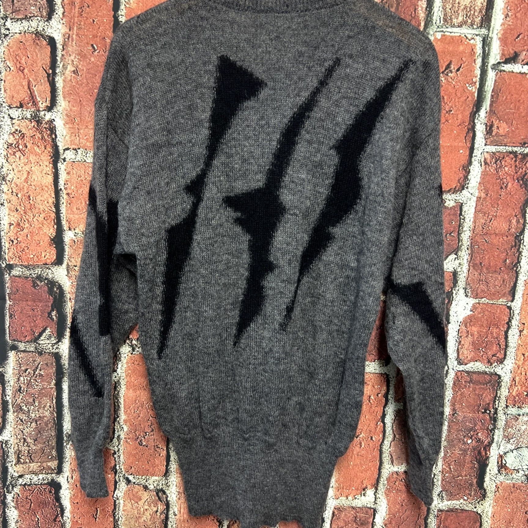 Escada VINTAGE ESCADA mohair black sweater 38 Women Sweater Pullover Black 38 Mohair Women Vintage 90s (if applicable) Size XS / US 0-2 / IT 36-38 - 3 Thumbnail