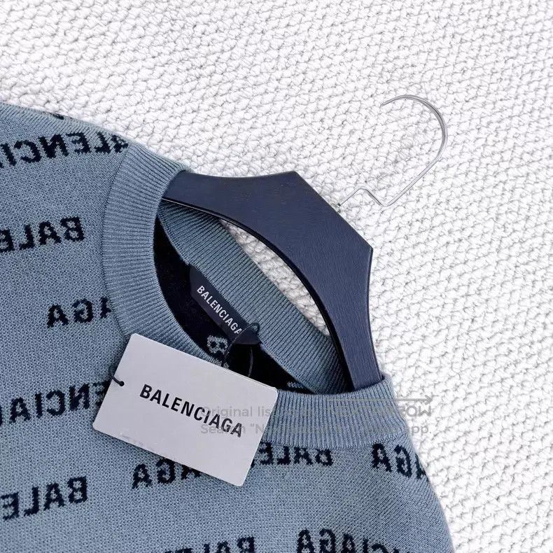 Balenciaga Balenciaga Grayish Green Barrage Printed Letter Logo Knit Size US S / EU 44-46 / 1 - 3 Thumbnail
