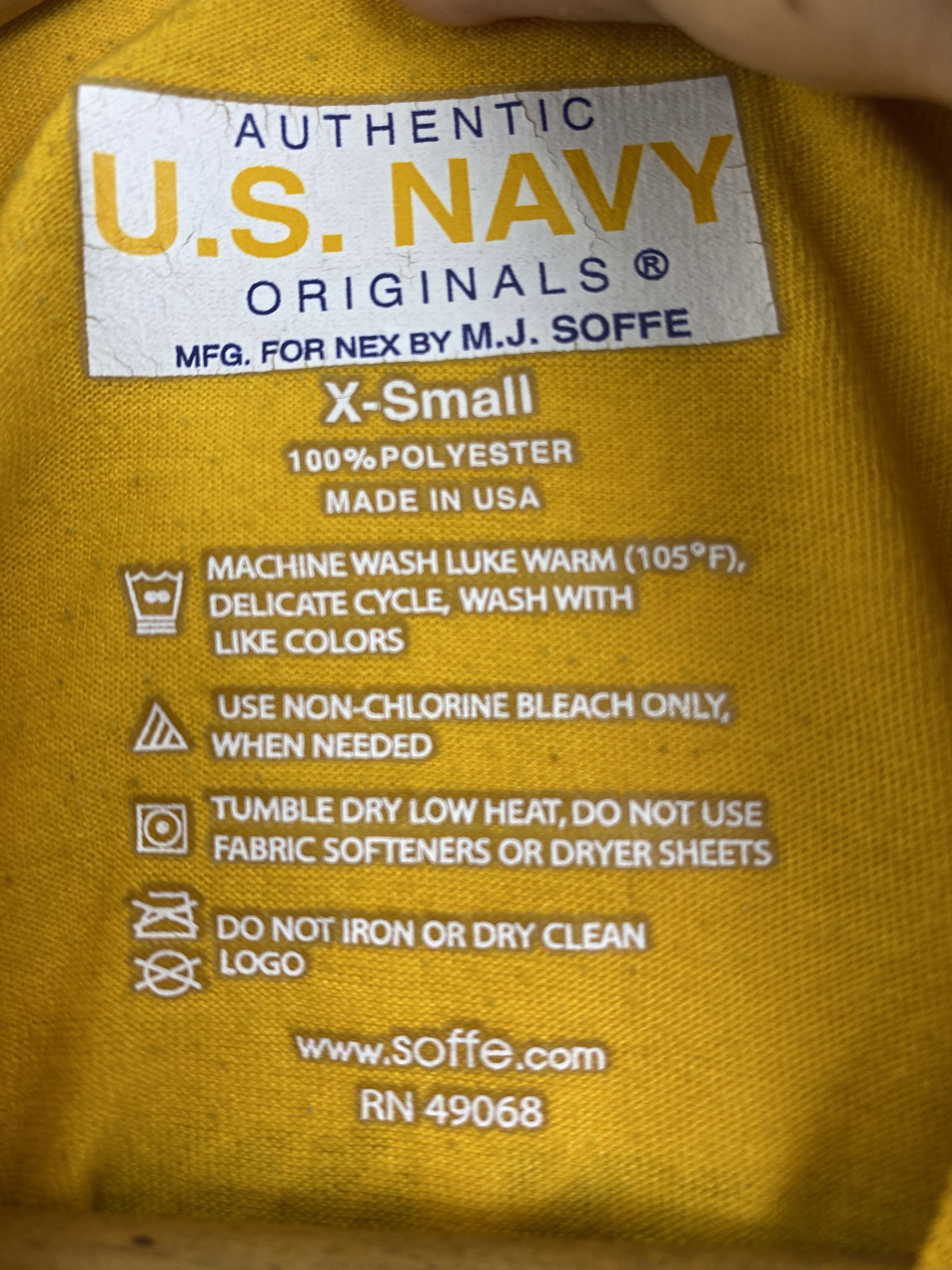 Vintage Vintage U.S Navy Spellout Short Sleeve Tshirt TA0663 Size US XS / EU 42 / 0 - 5 Thumbnail