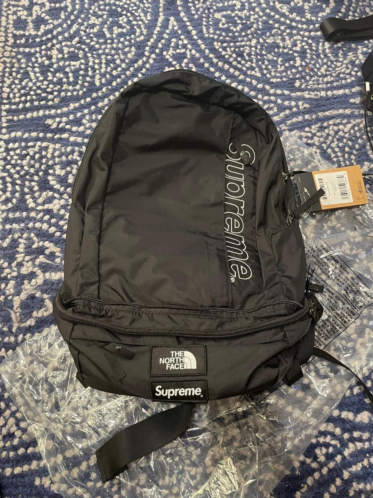 Supreme The North Face Trekking Convertible Backpack Black