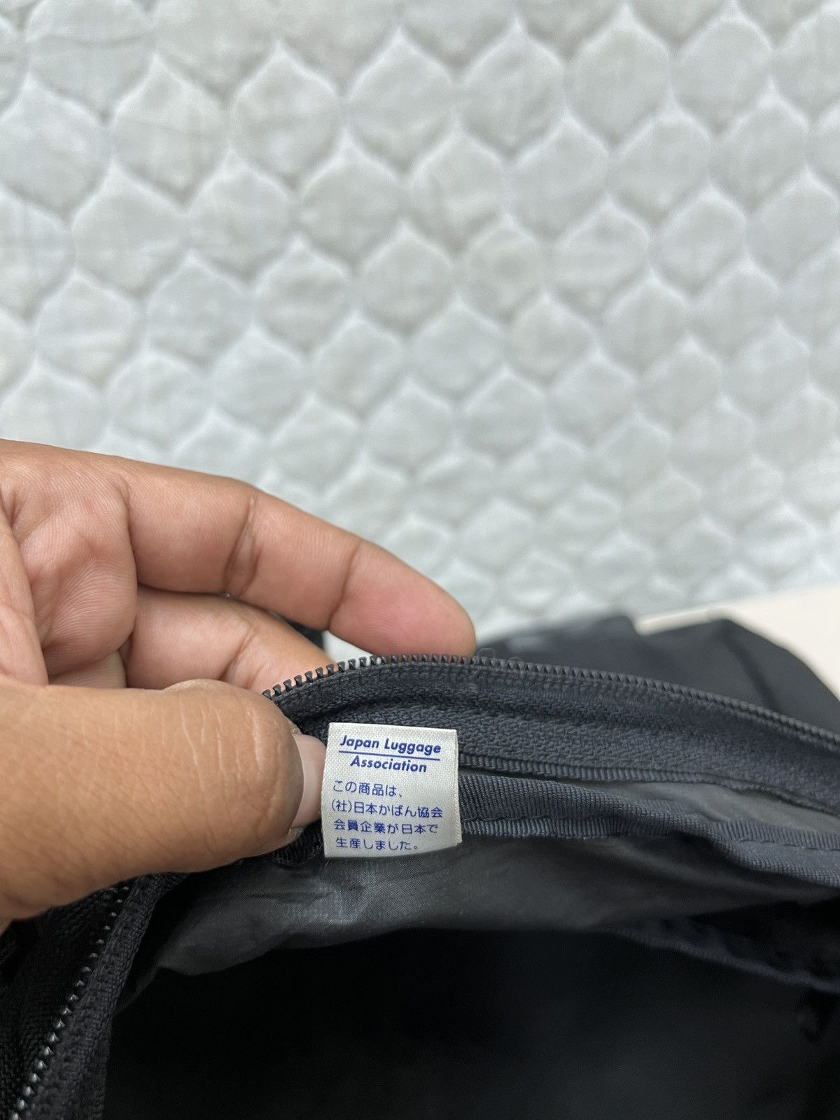 Porter 🔥🔥🔥ARCHIVE VTG PORTER MESSENGER BAG Size ONE SIZE - 19 Thumbnail