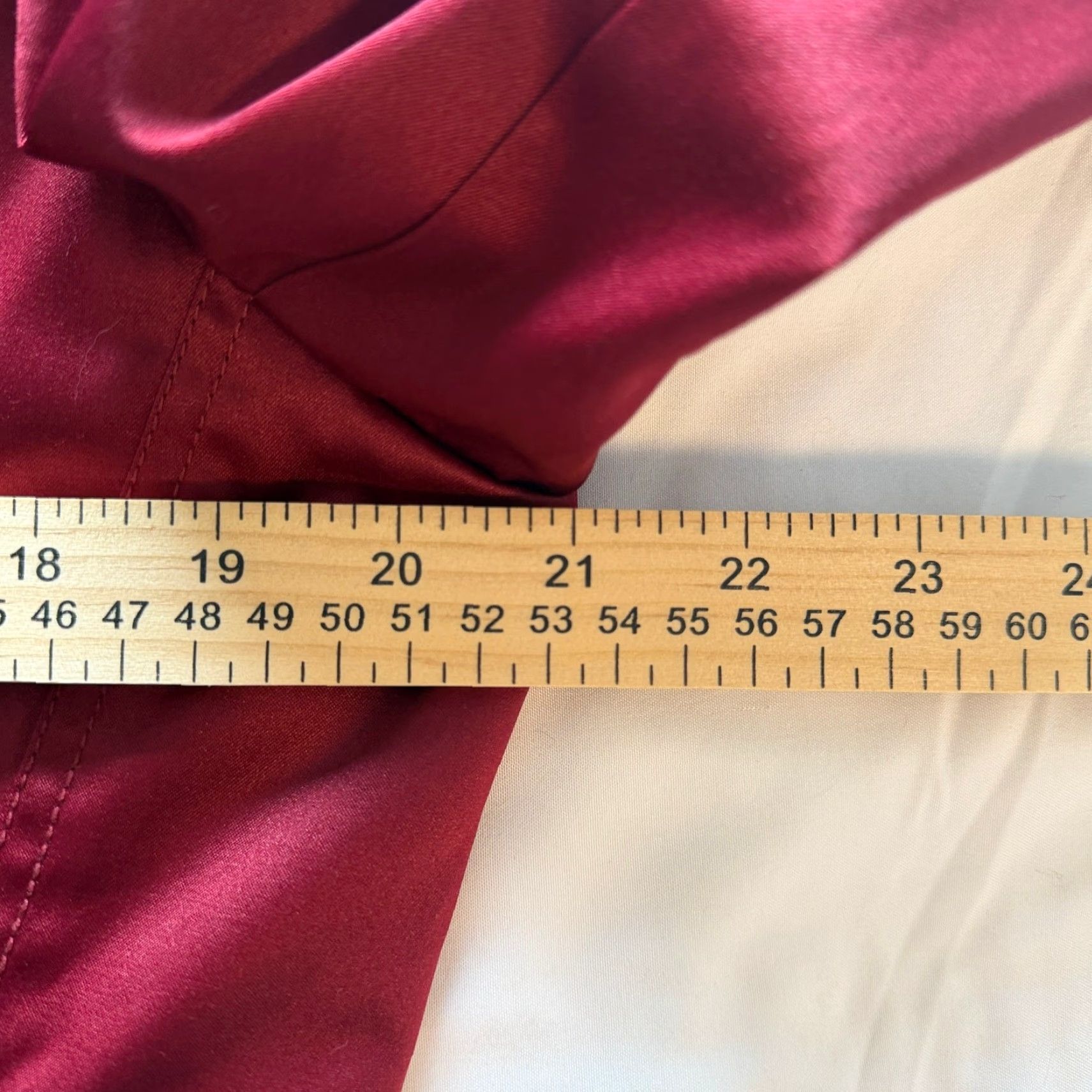 DKNY VINTAGE DKNY Jacket Women 14 Red Utility Full Zip Lightweight Satin Pocketed Zipper Mid-Length Mens? No, Women. Size XL / US 12-14 / IT 48-50 - 4 Thumbnail