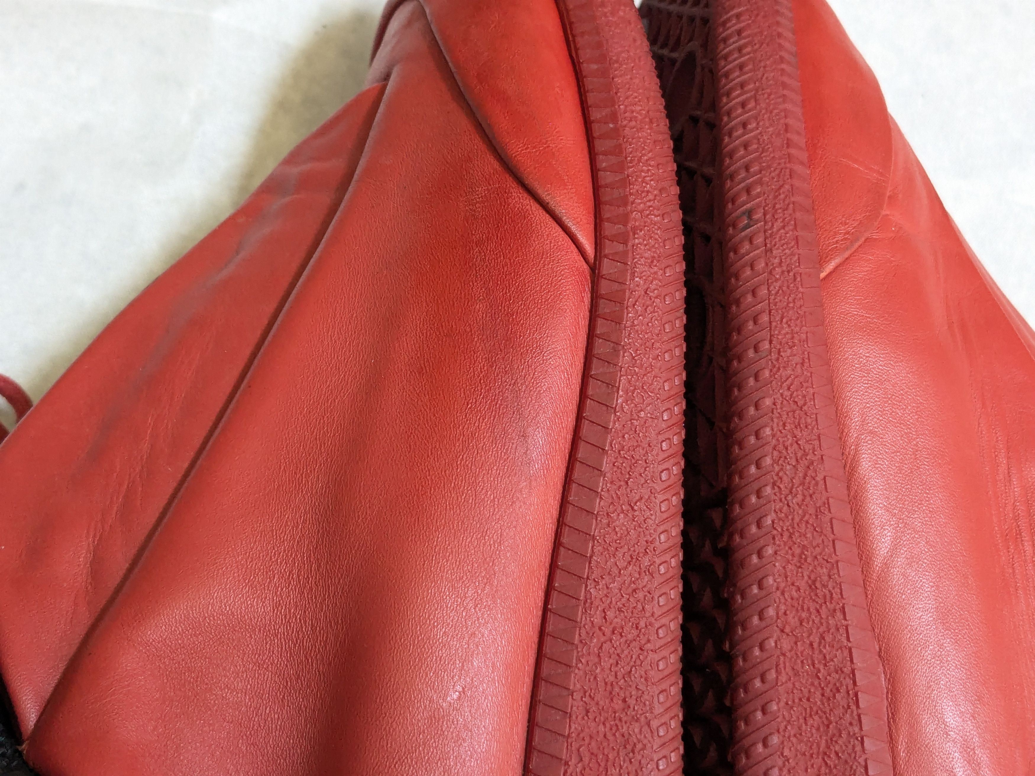 Maison Margiela 44/11-Maison Margiela Future High Sneaker Red/Black Size US 11 / EU 44 - 15 Thumbnail