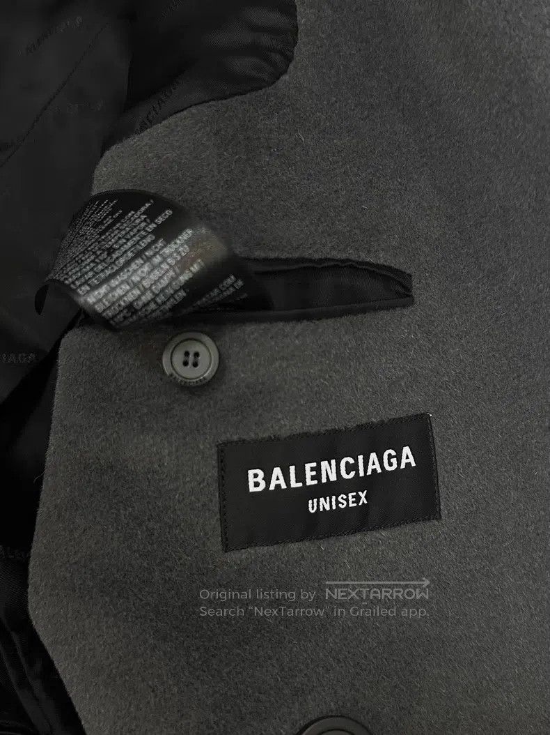 Balenciaga Balenciaga Wool Double Breasted Shoulder Padded Grey Trenc Size US S / EU 44-46 / 1 - 2 Thumbnail