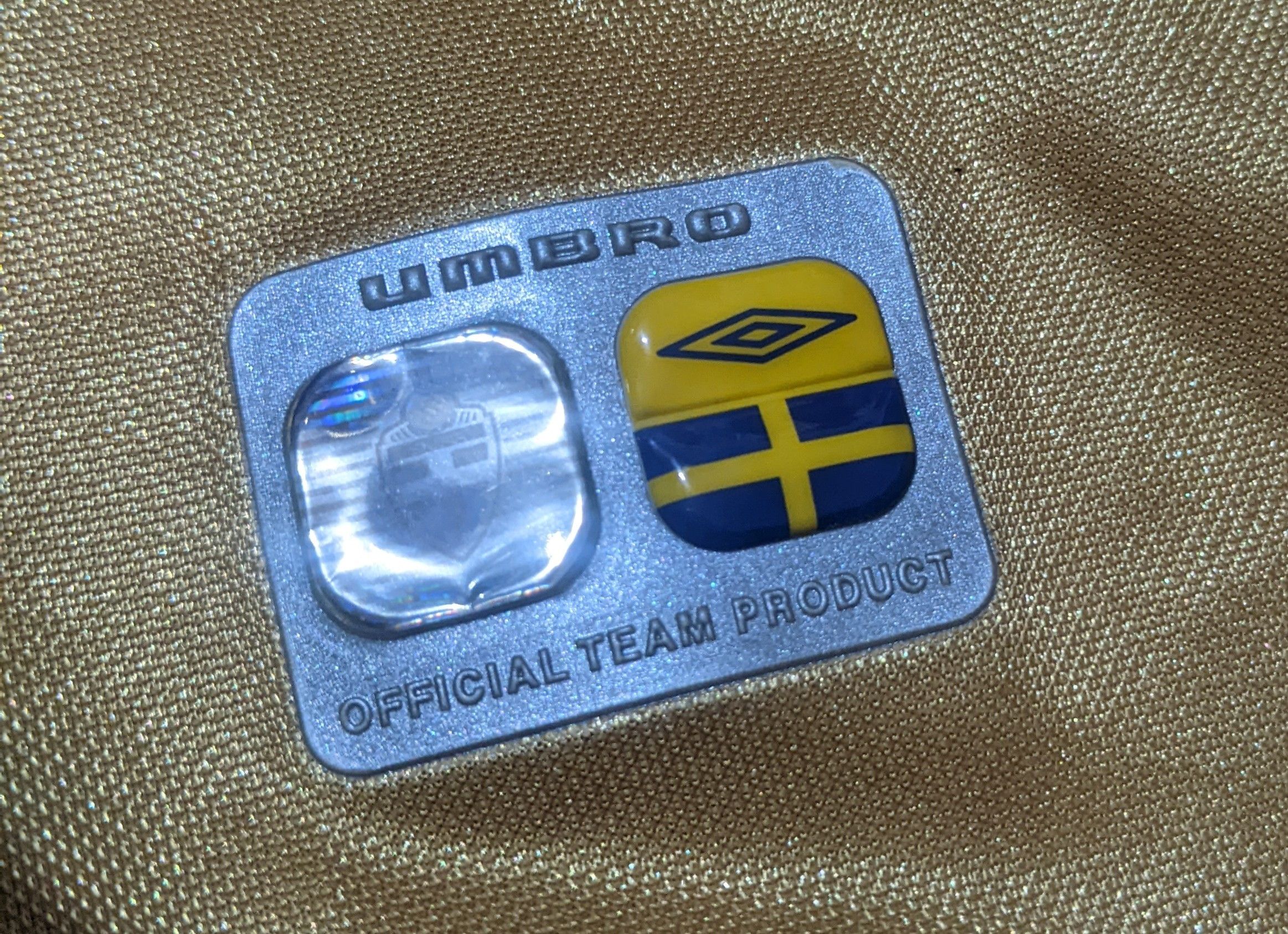 Umbro Swedia 2004 third Ibrahimovic Jersey football shirt Size US M / EU 48-50 / 2 - 11 Thumbnail
