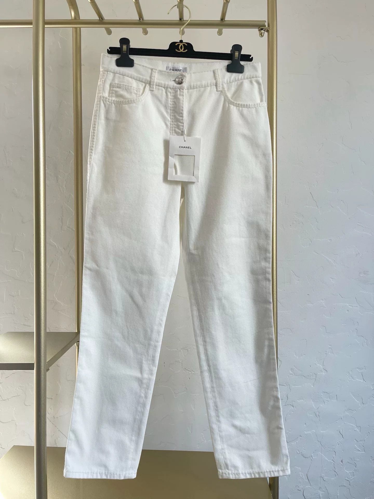Chanel 2024 Coco Neige White Jeans FR38