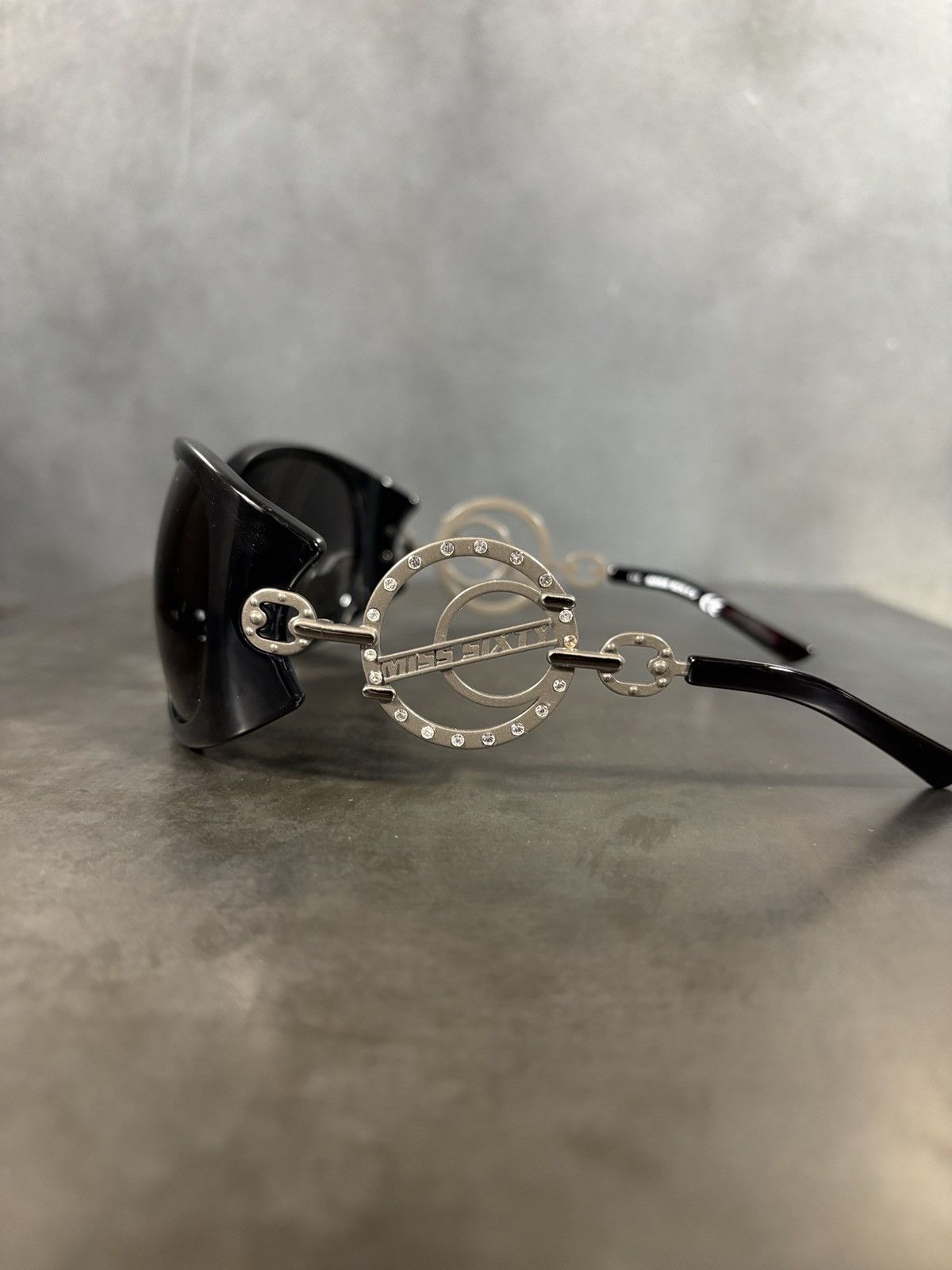 Miss Sixty Vintage Miss Sixty Sunglasses Y2K 2000s Oversized Rhinestone Size ONE SIZE - 6 Thumbnail